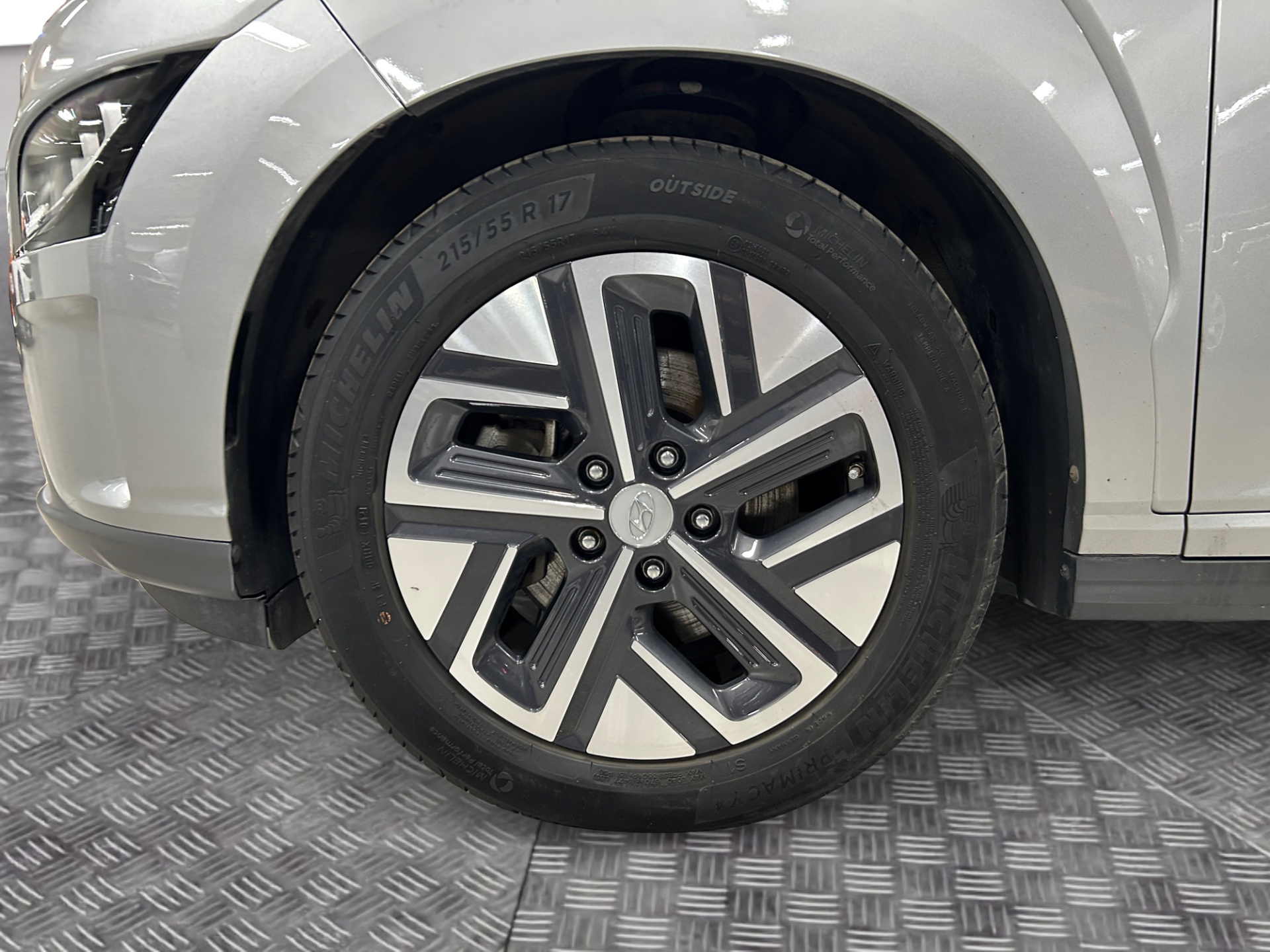 HYUNDAI KONA 2021
