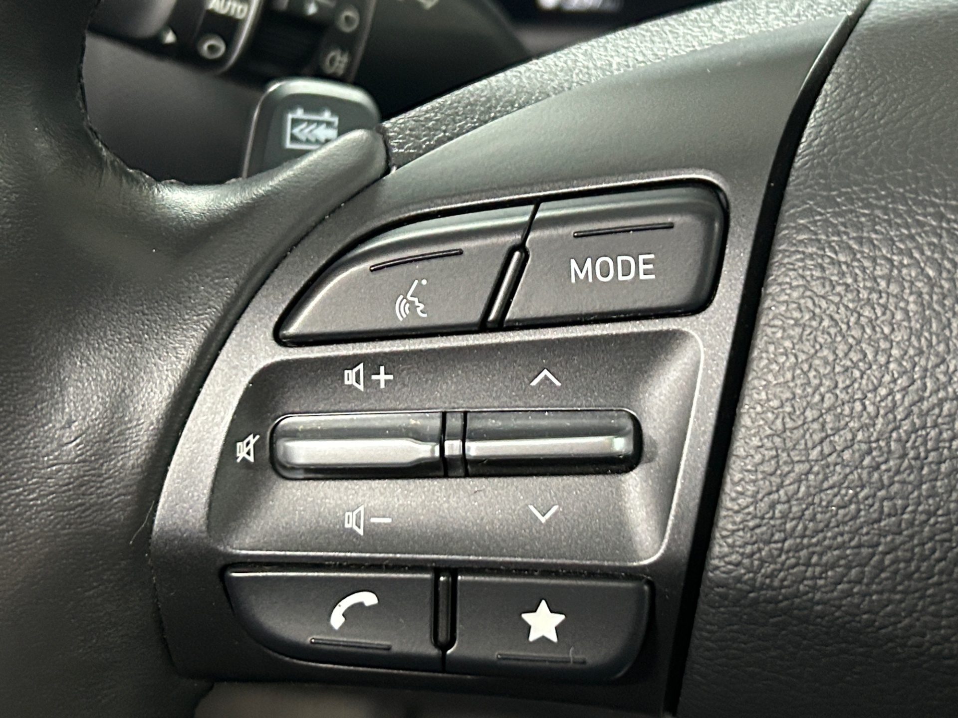 HYUNDAI KONA 2021