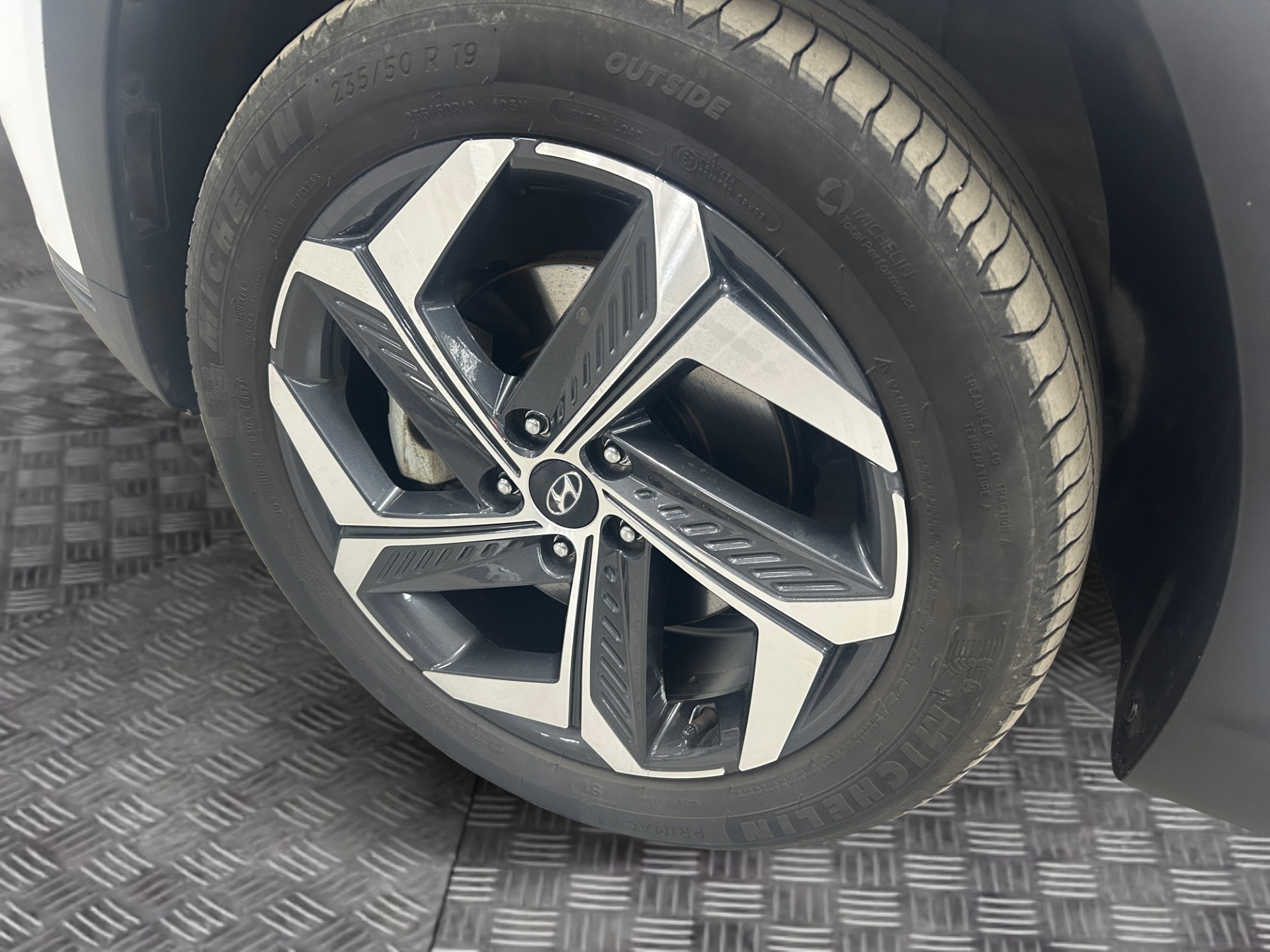 HYUNDAI Tucson 2024