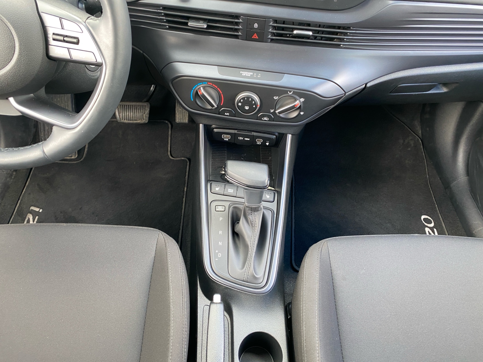 HYUNDAI i20 Hatchback 2025