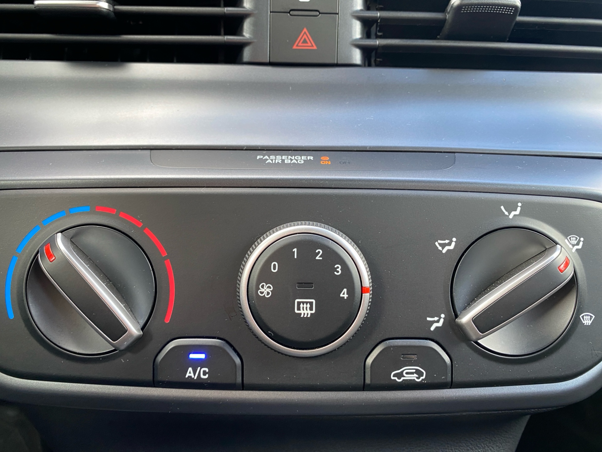 HYUNDAI i20 Hatchback 2025