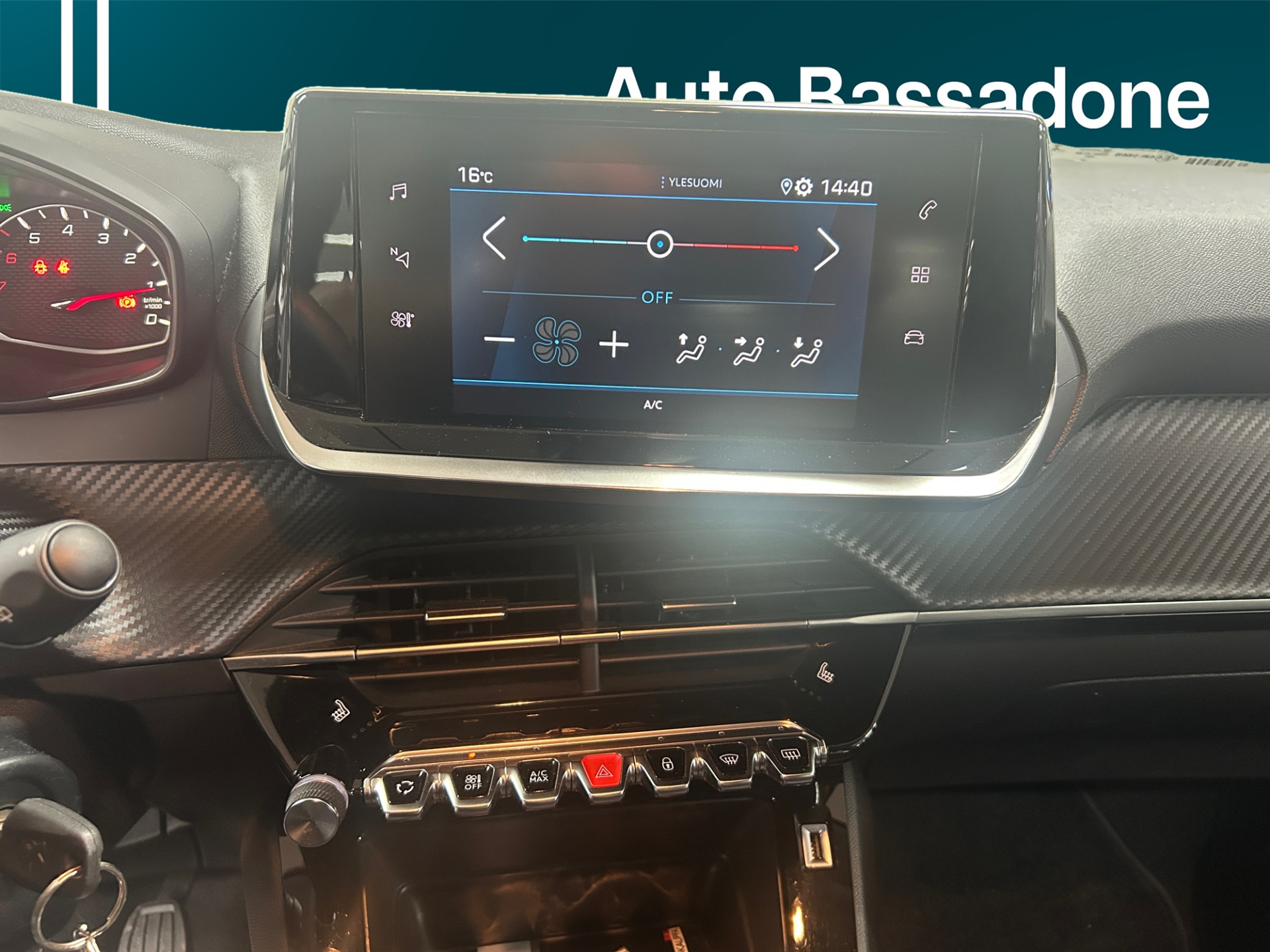 PEUGEOT 208 2022