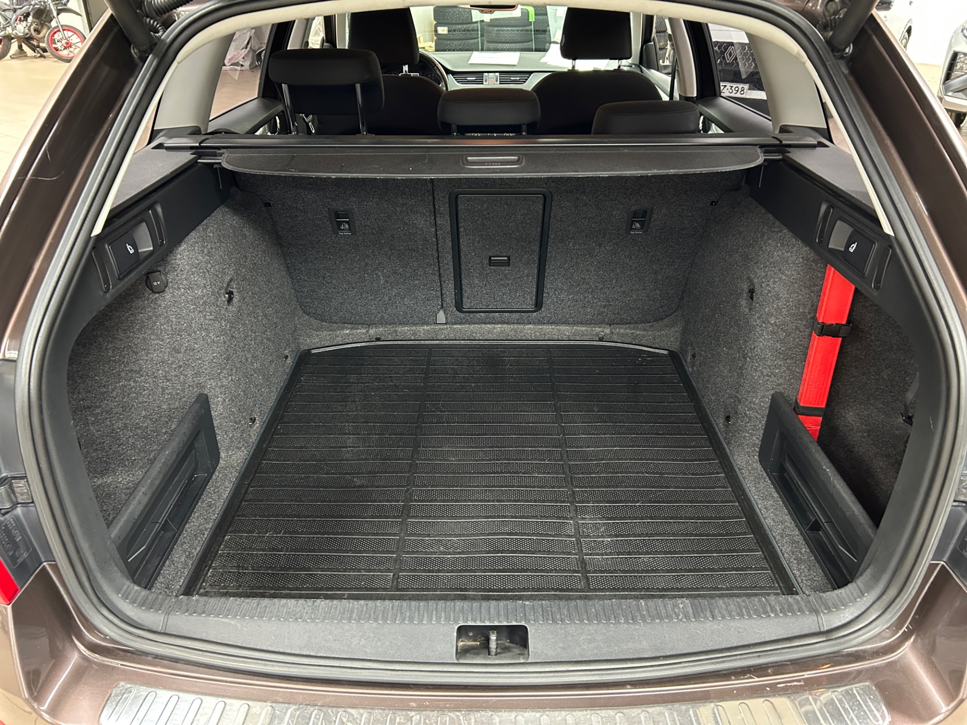 SKODA Octavia 2014