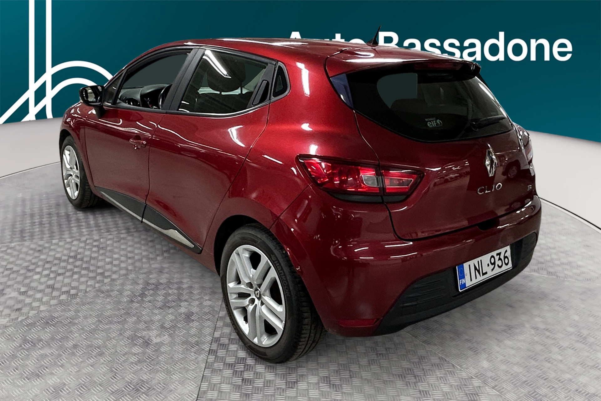 RENAULT Clio 2016