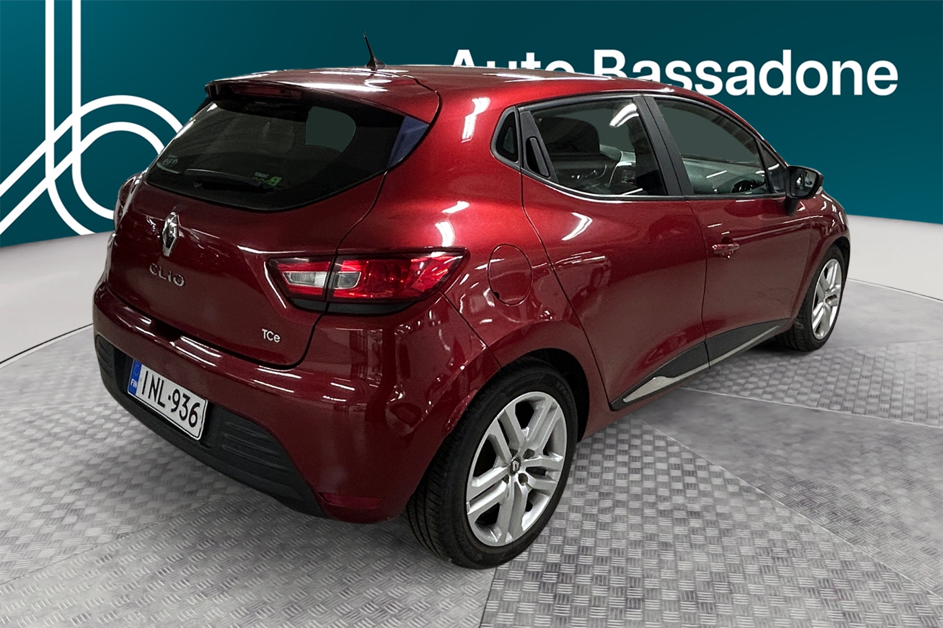 RENAULT Clio 2016