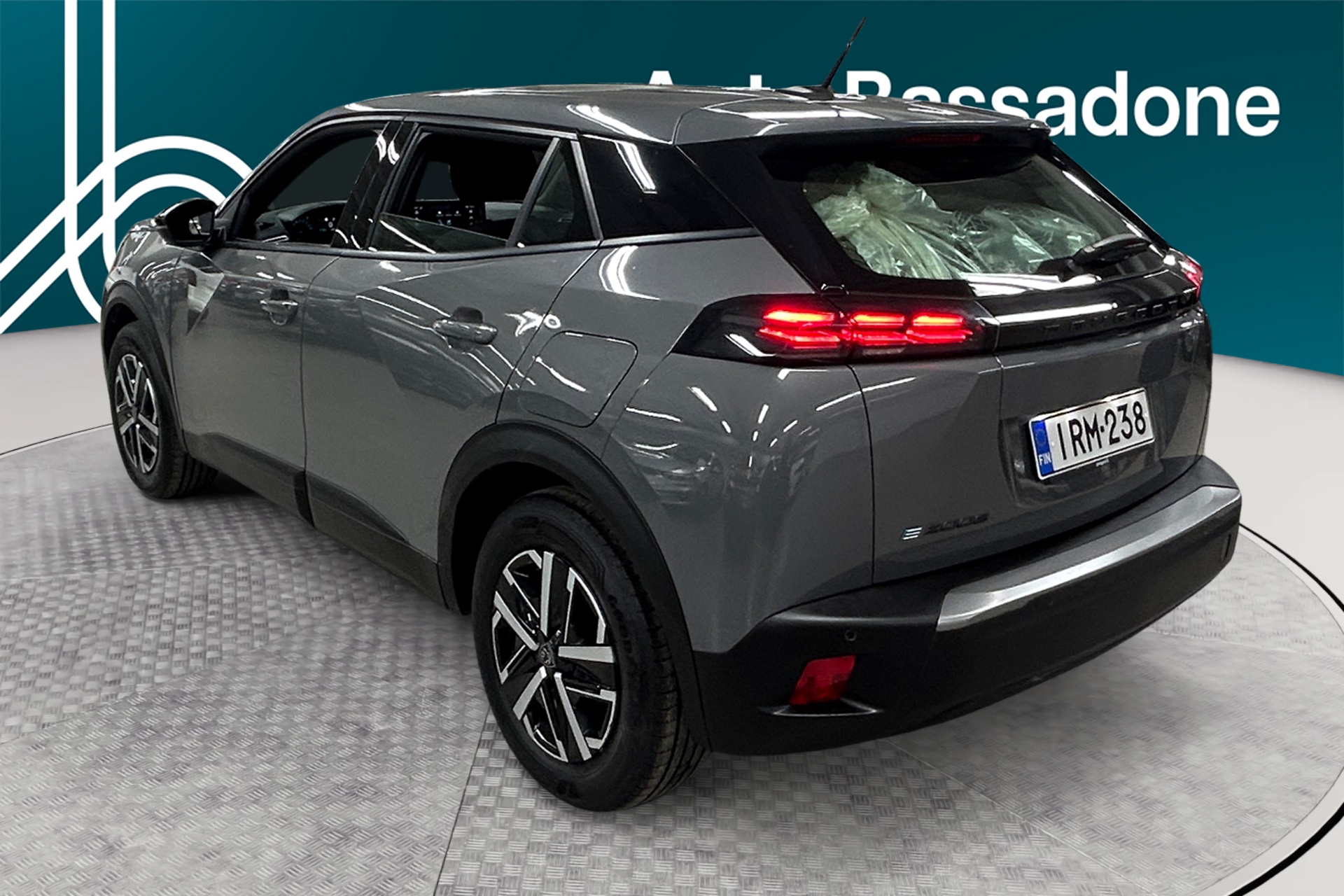 PEUGEOT e-2008 2023
