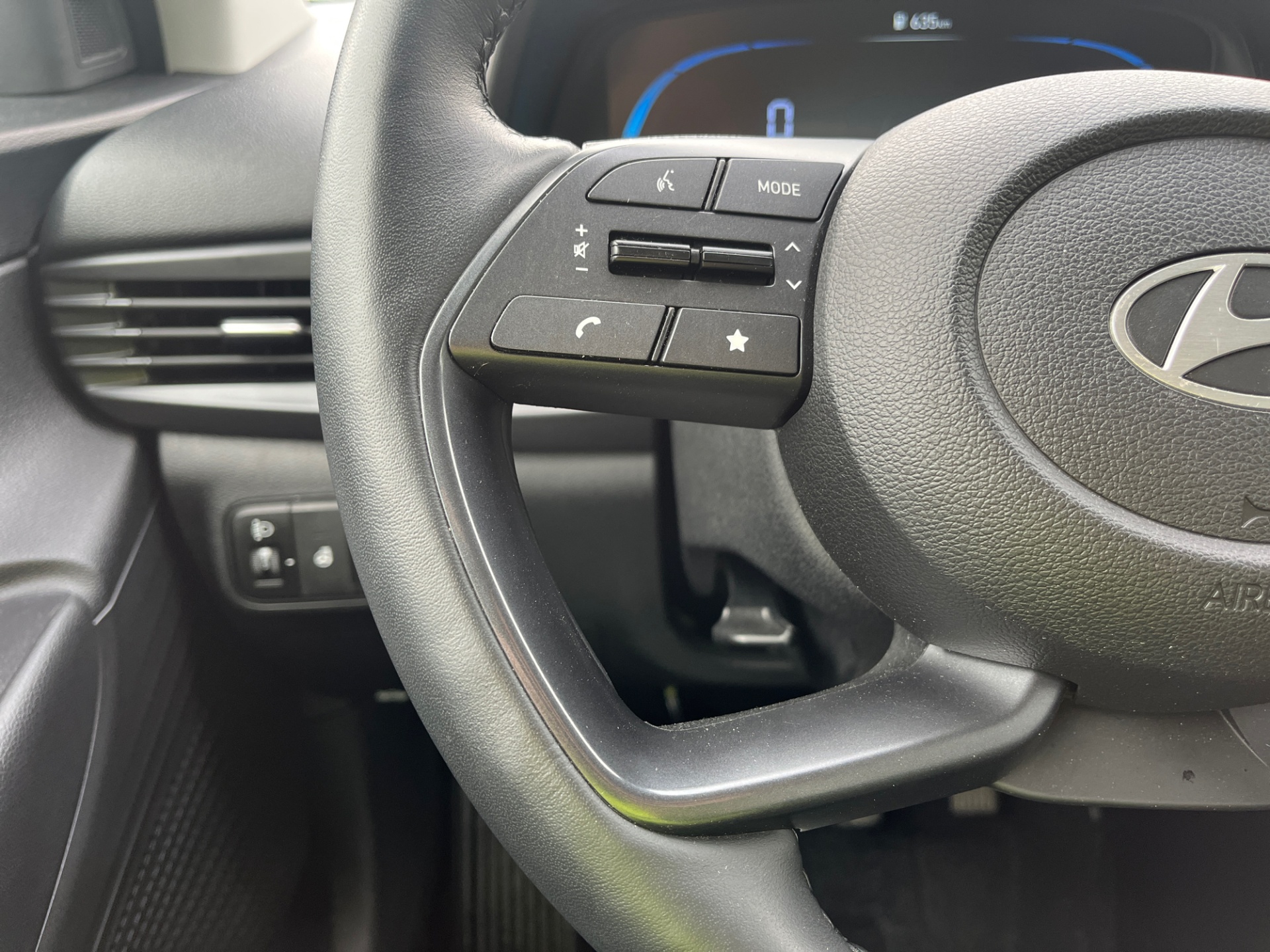 HYUNDAI i20 Hatchback 2025