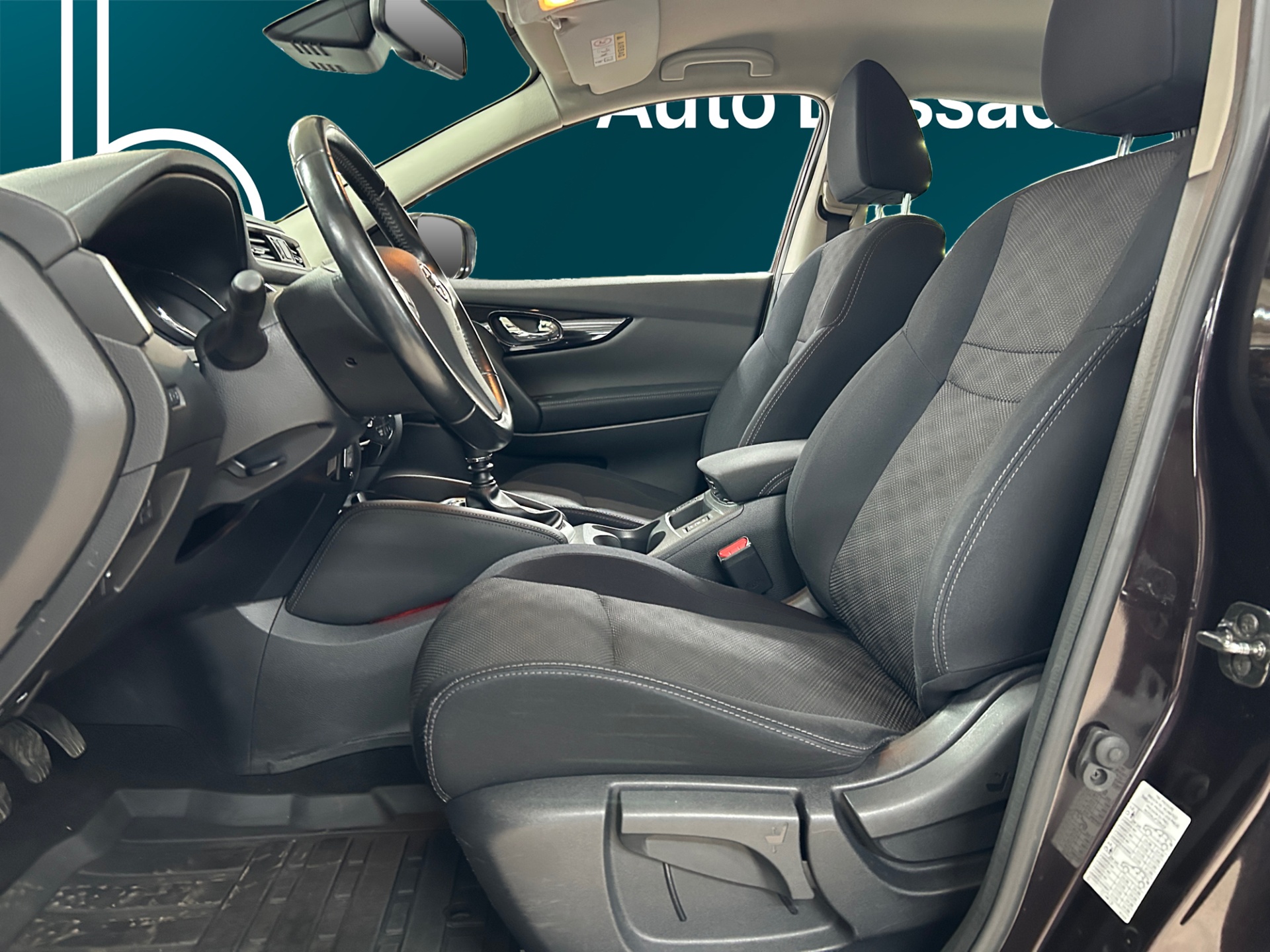 NISSAN Qashqai 2015