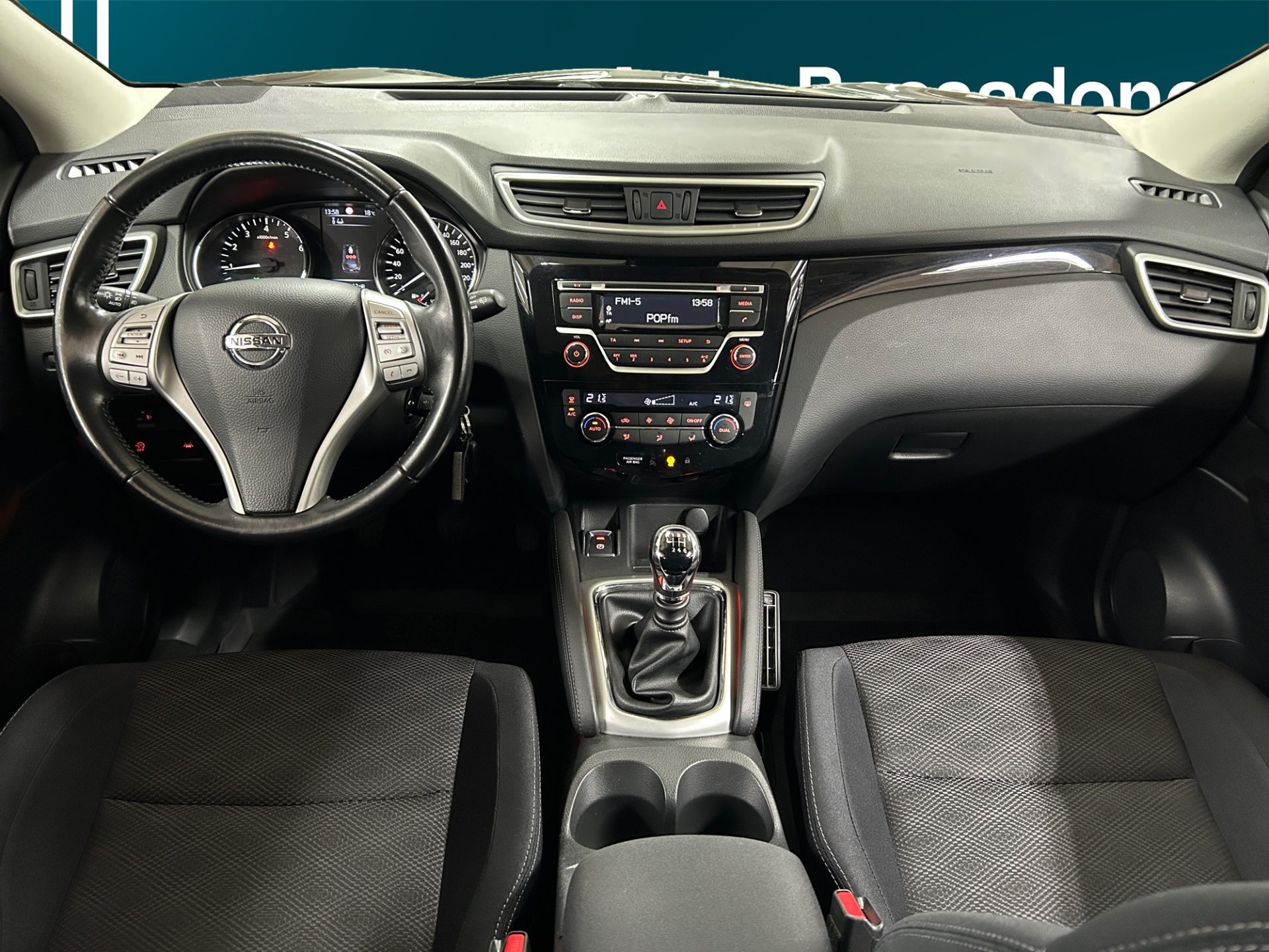 NISSAN Qashqai 2015