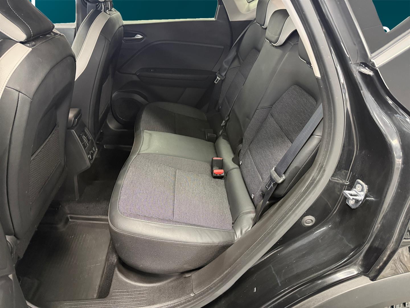 RENAULT Captur 2021