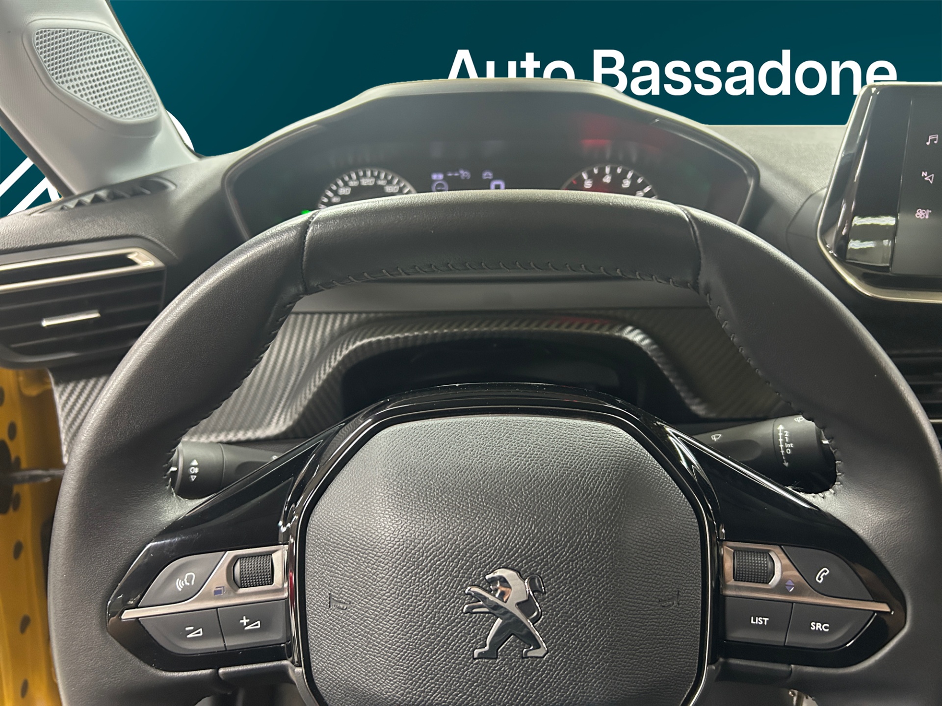 PEUGEOT 208 2022