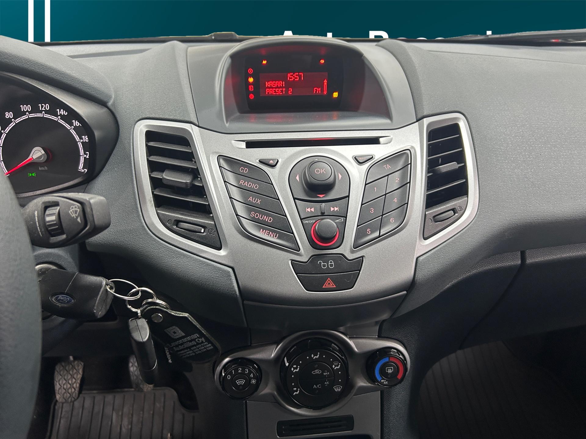 FORD Fiesta 2011