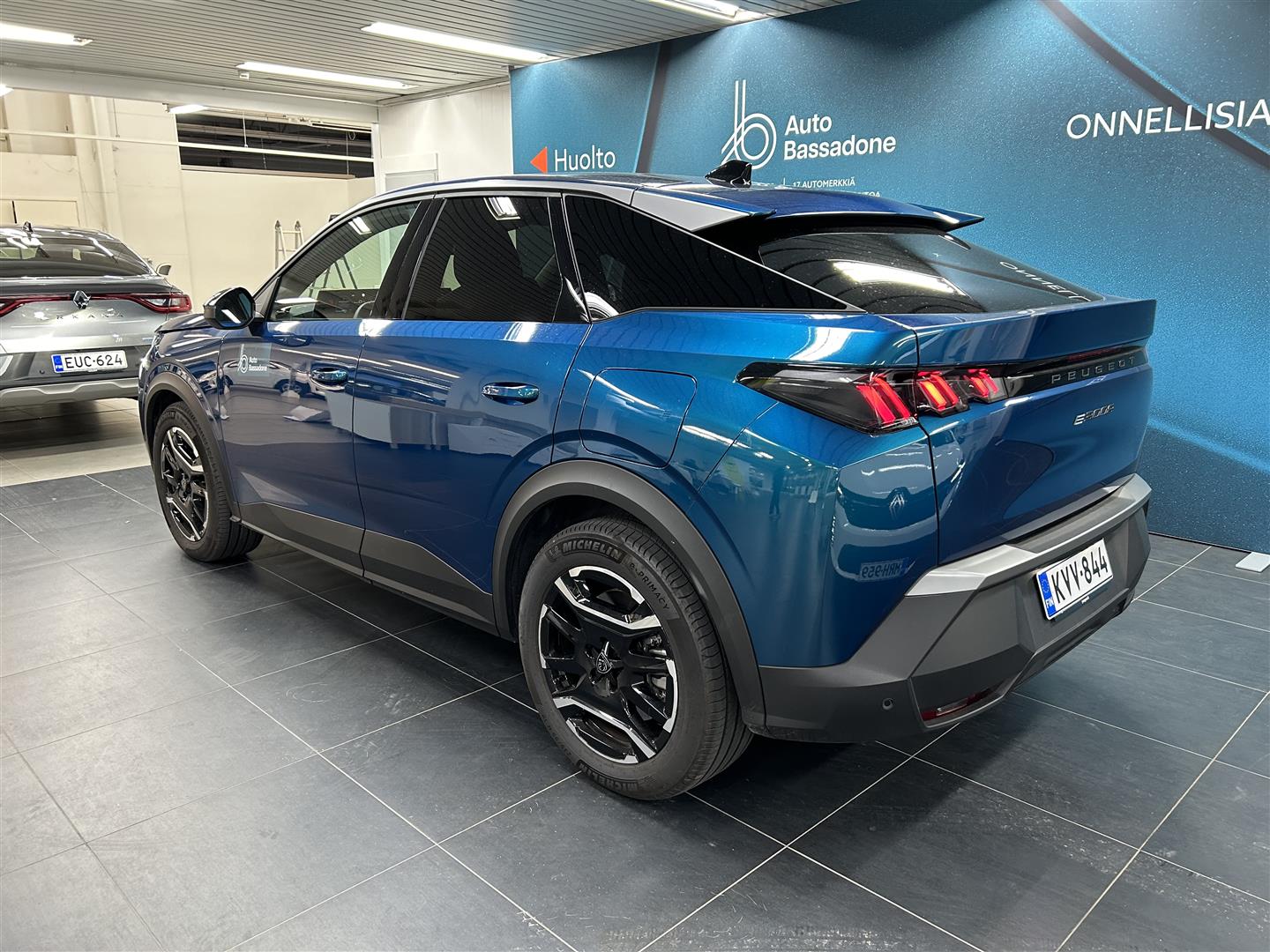 Peugeot E-3008 2024