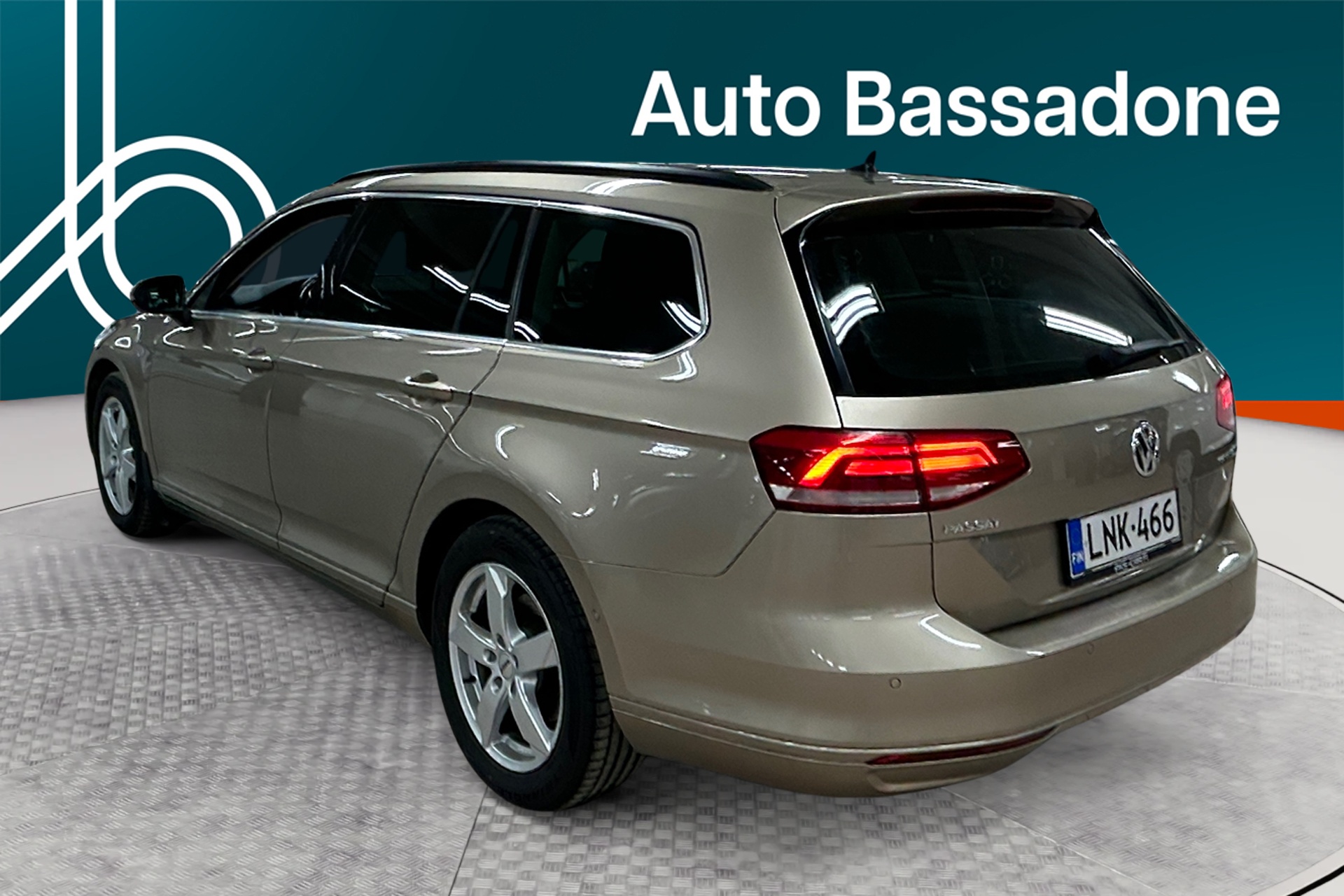 VOLKSWAGEN Passat 2016