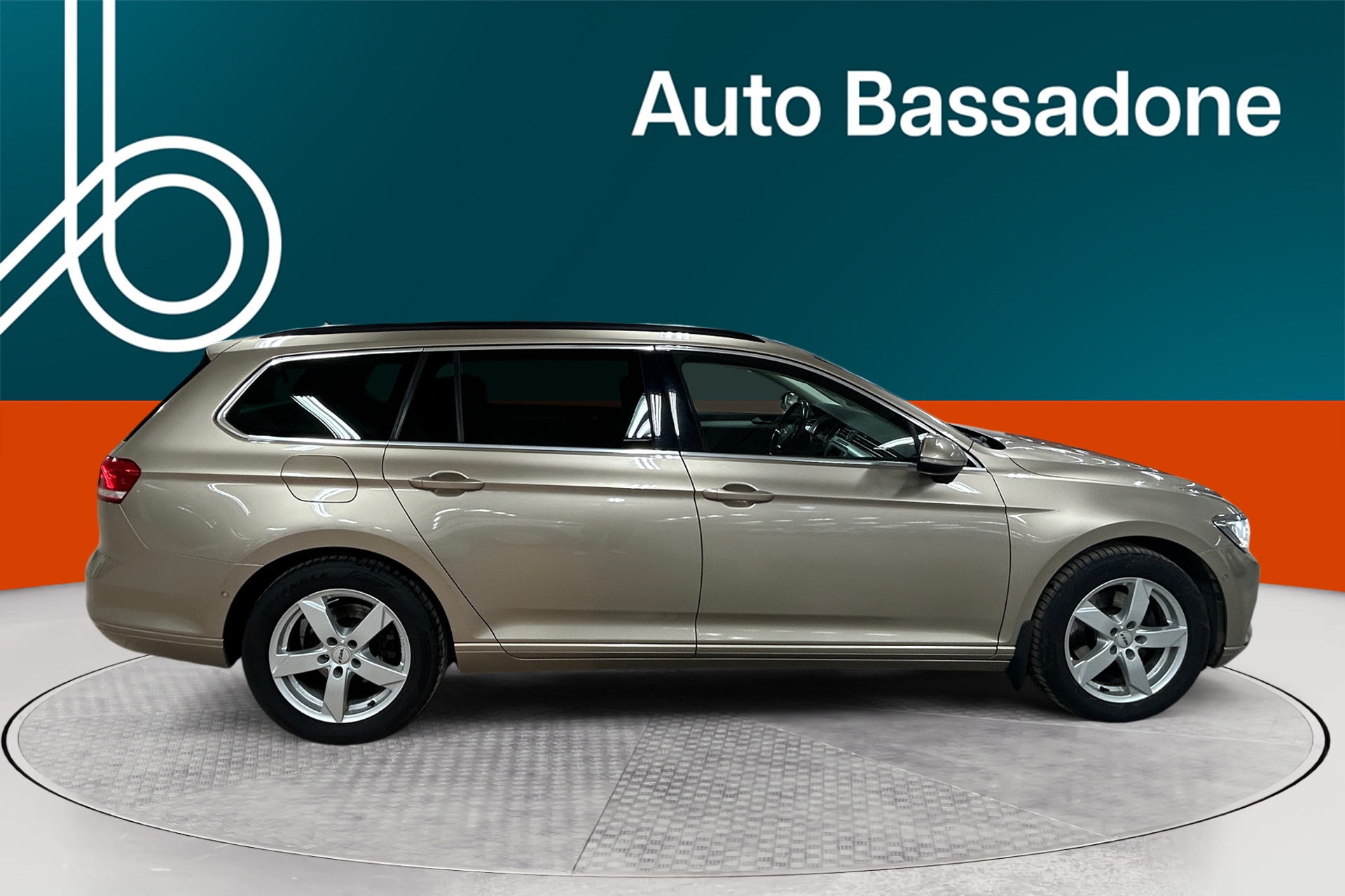 VOLKSWAGEN Passat 2016