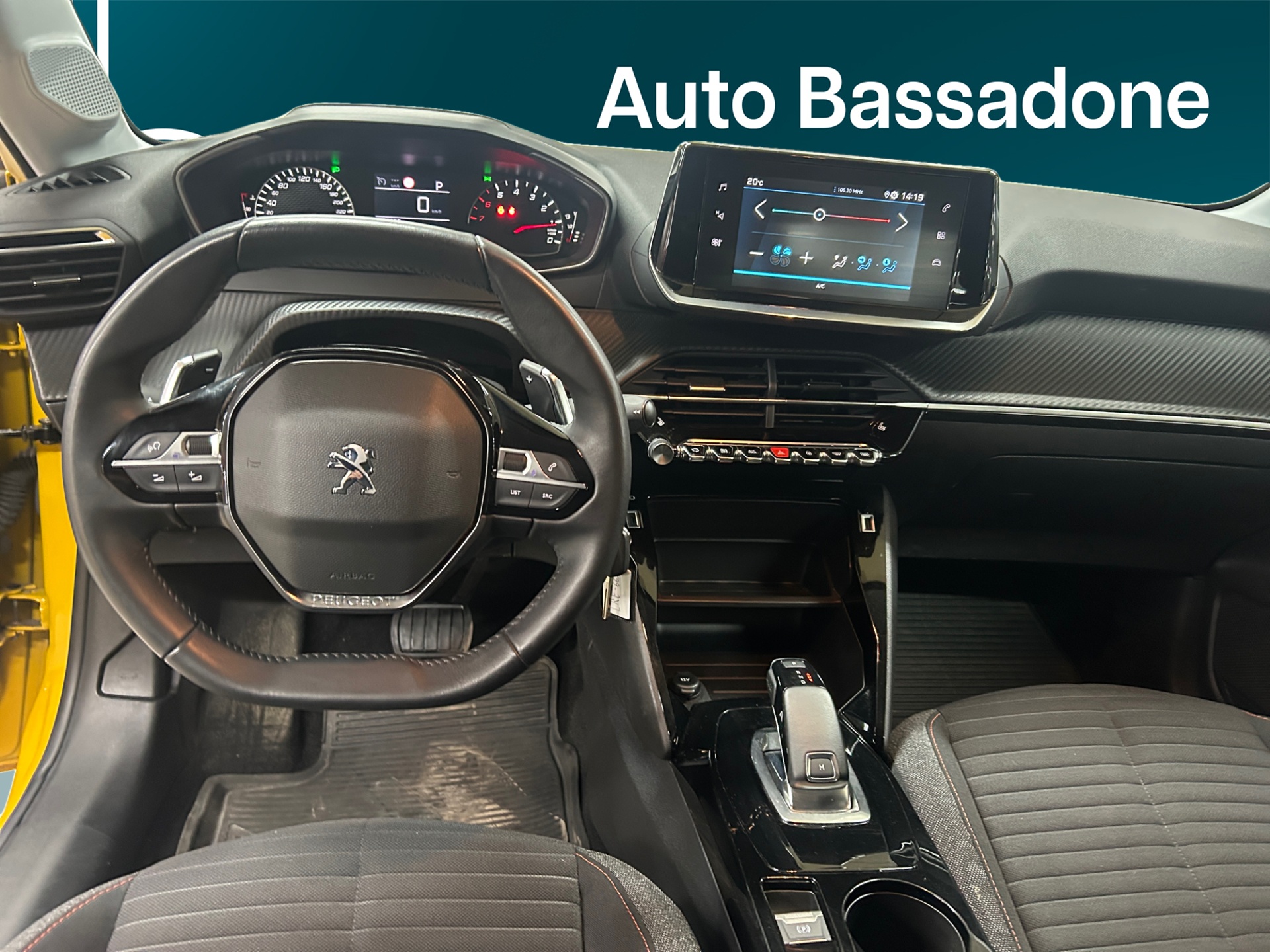 PEUGEOT 208 2022