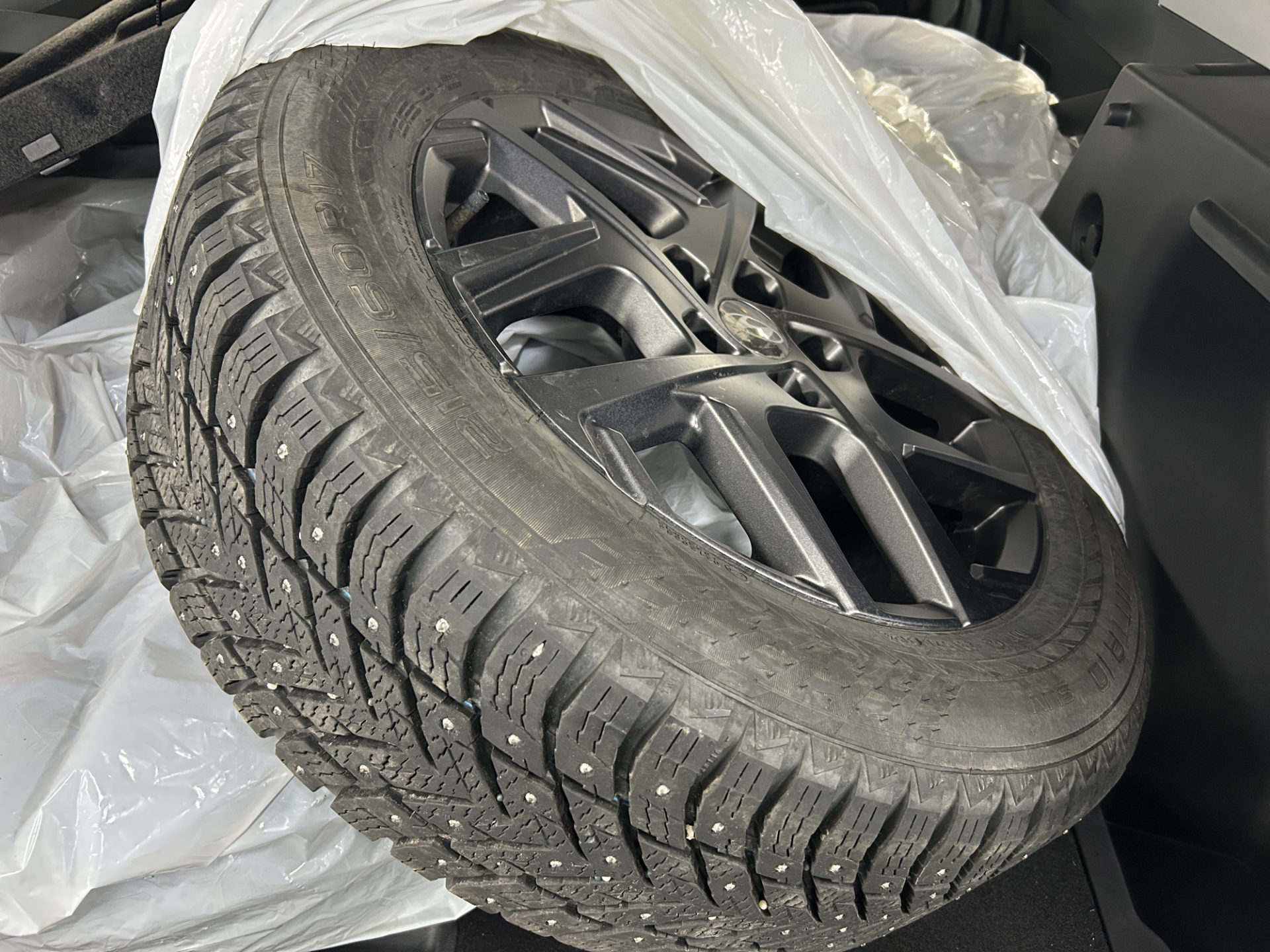 HYUNDAI KONA Electric 2024