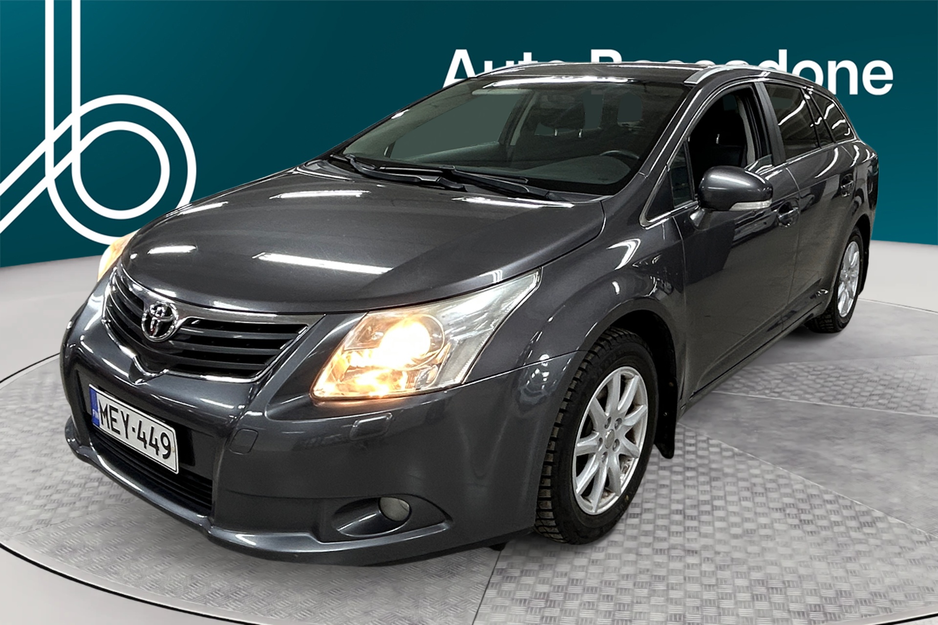 TOYOTA Avensis 2010