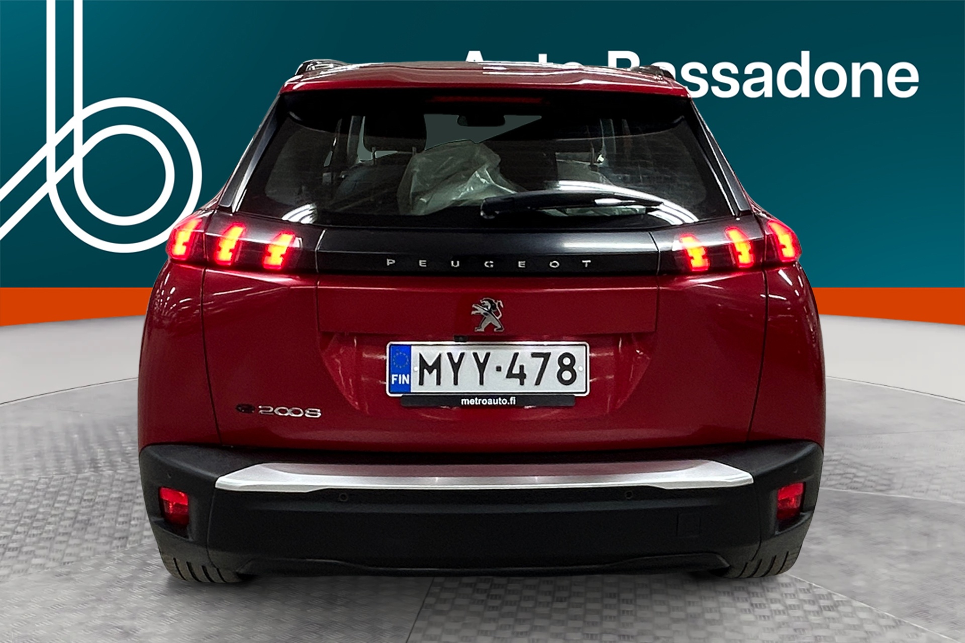 PEUGEOT e-2008 2021