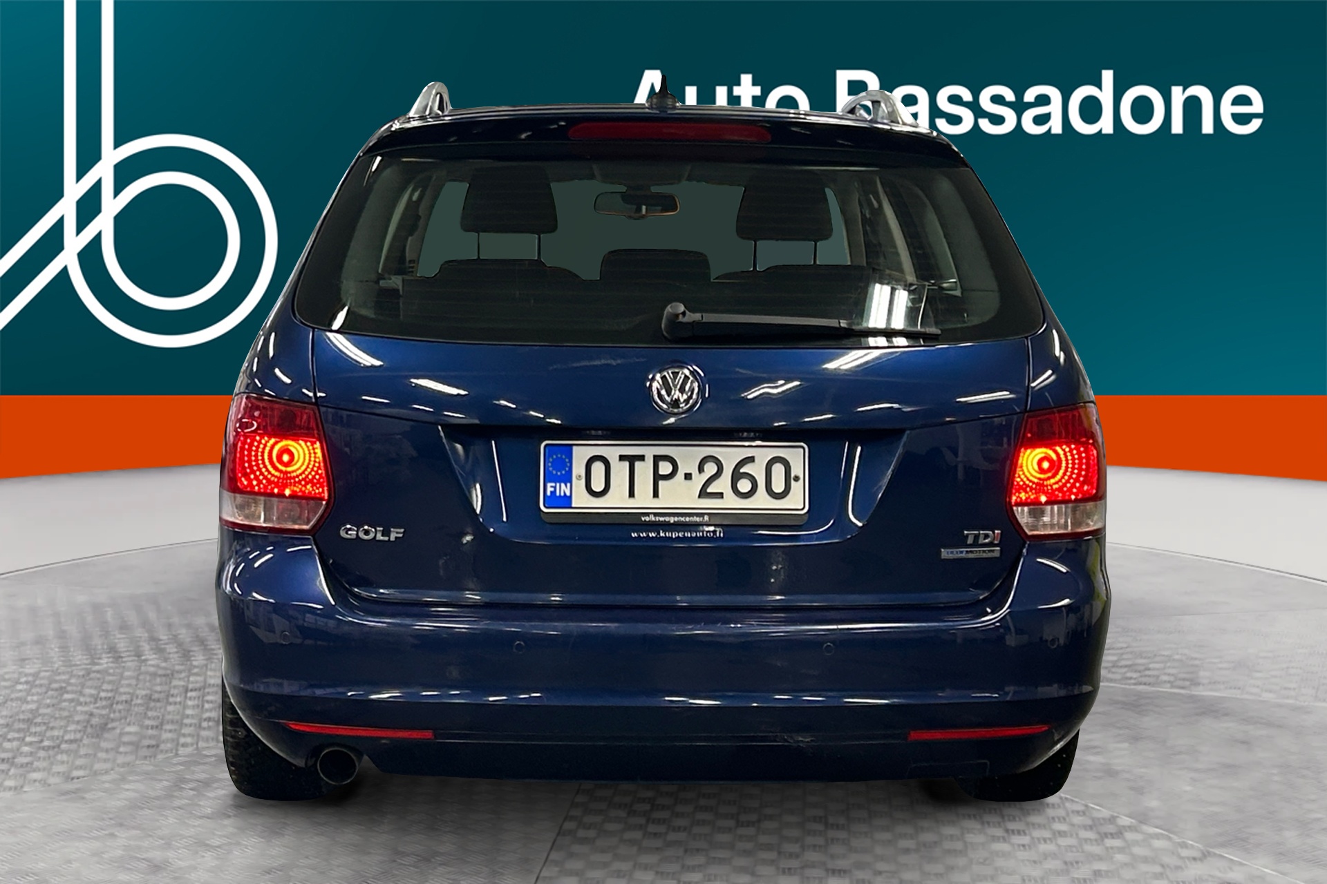 VOLKSWAGEN Golf 2012