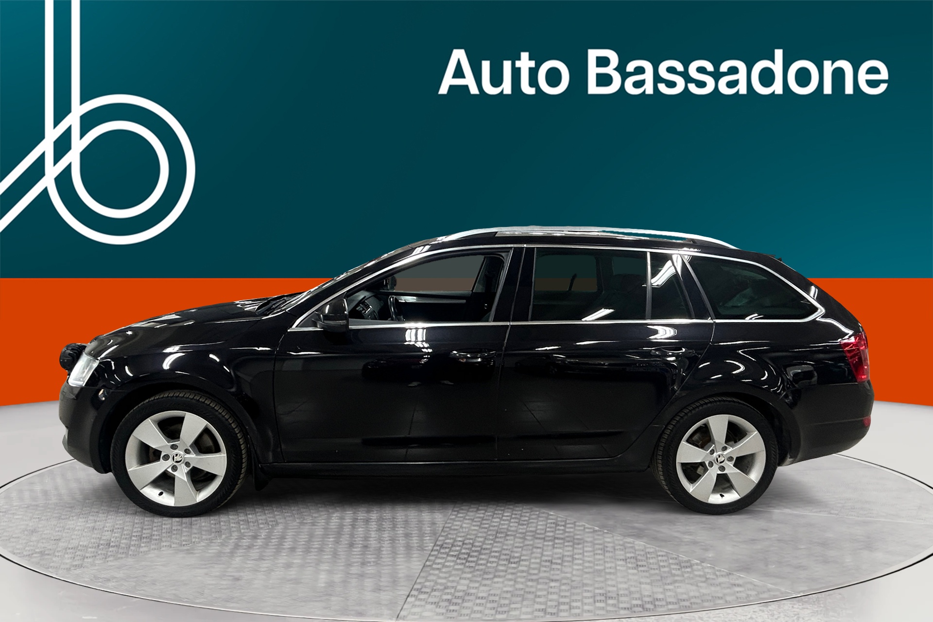 SKODA Octavia 2015