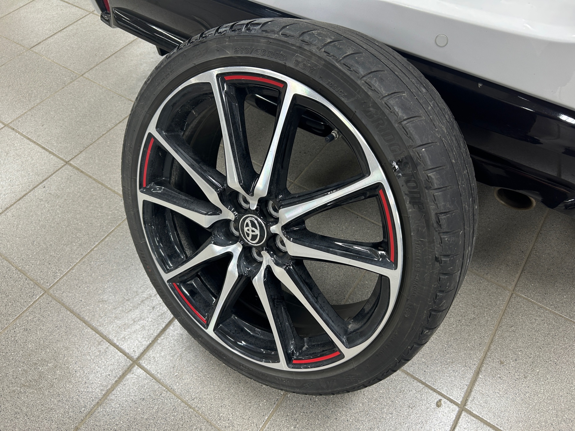 TOYOTA Yaris 2023