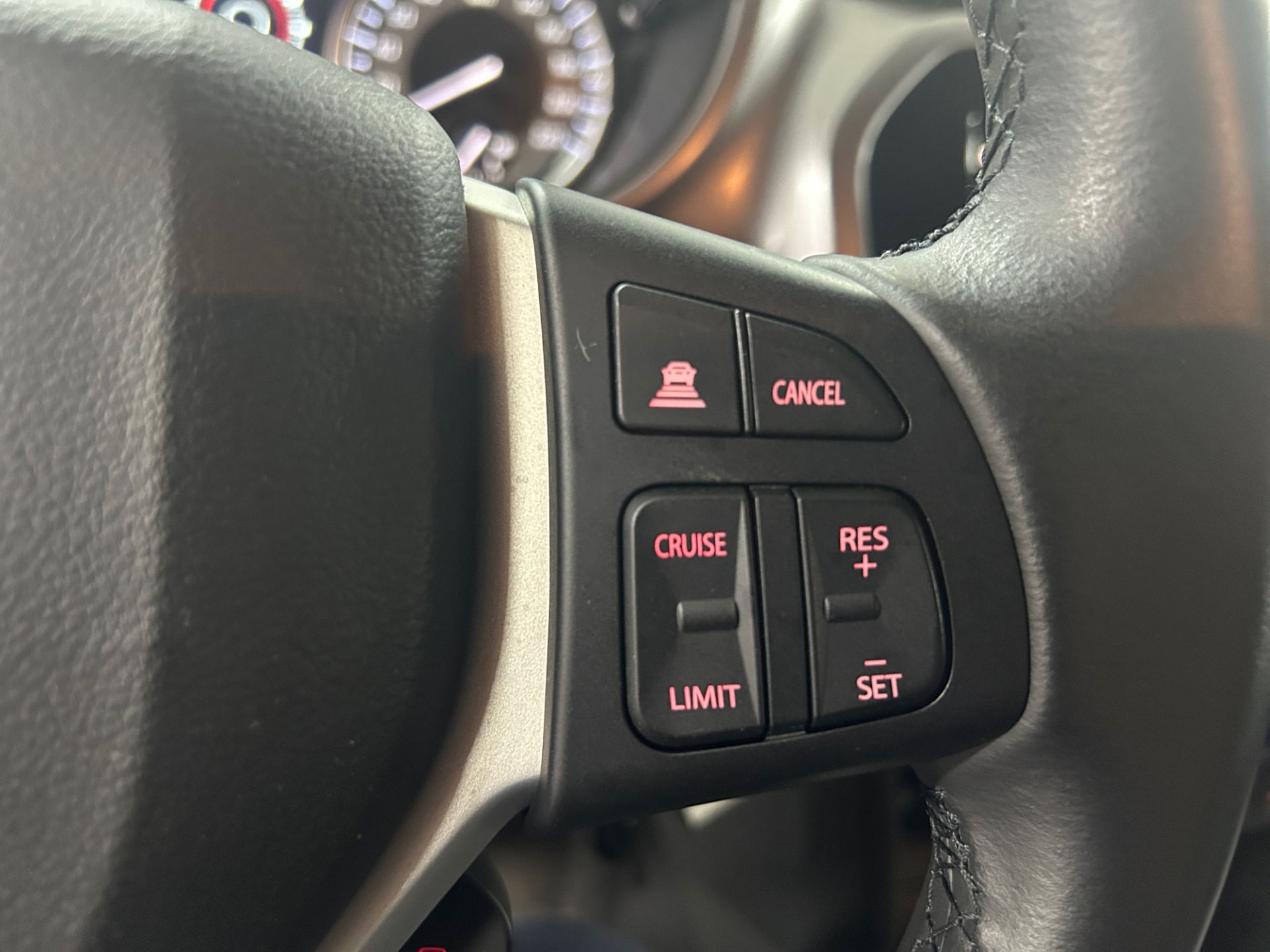 SUZUKI Vitara 2024
