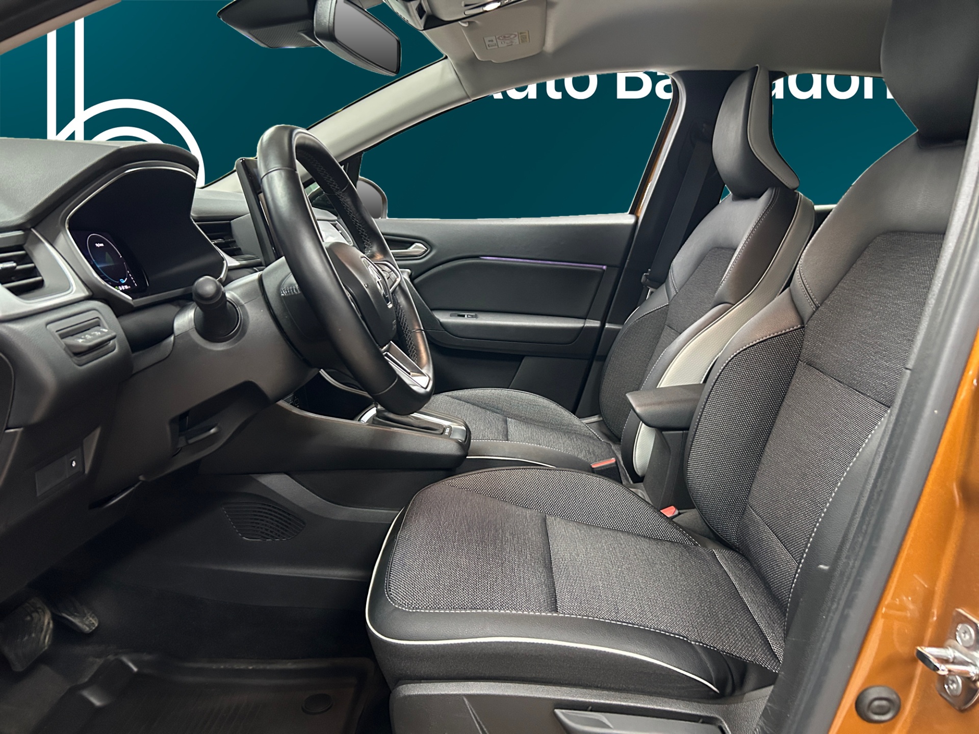 RENAULT Captur 2022