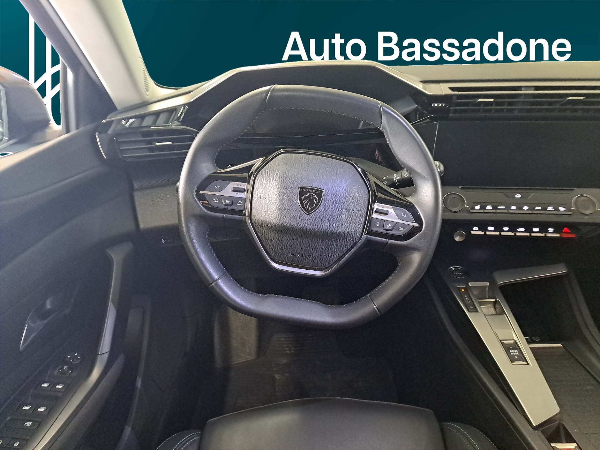 PEUGEOT 308 2023