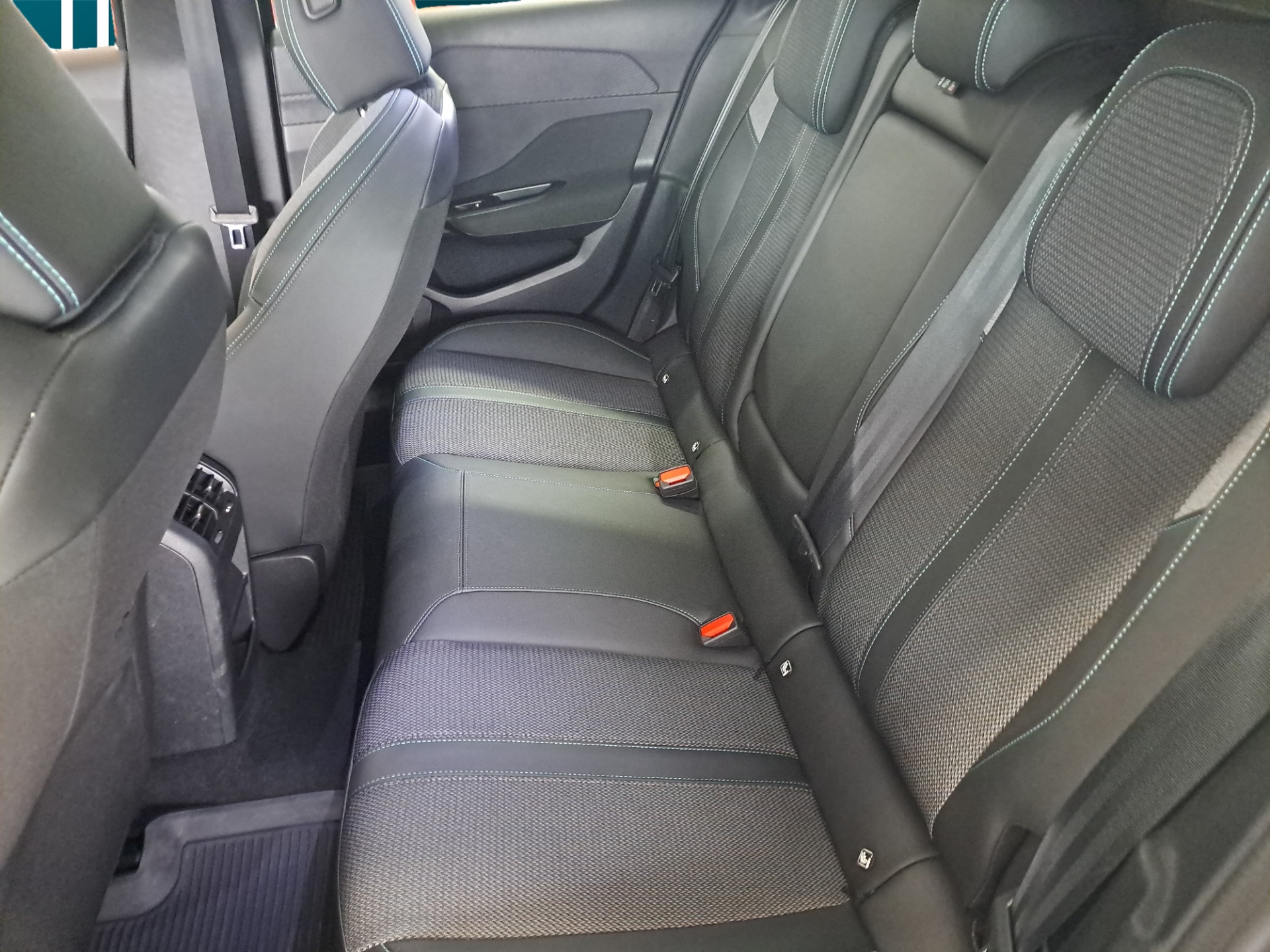 PEUGEOT 308 2023