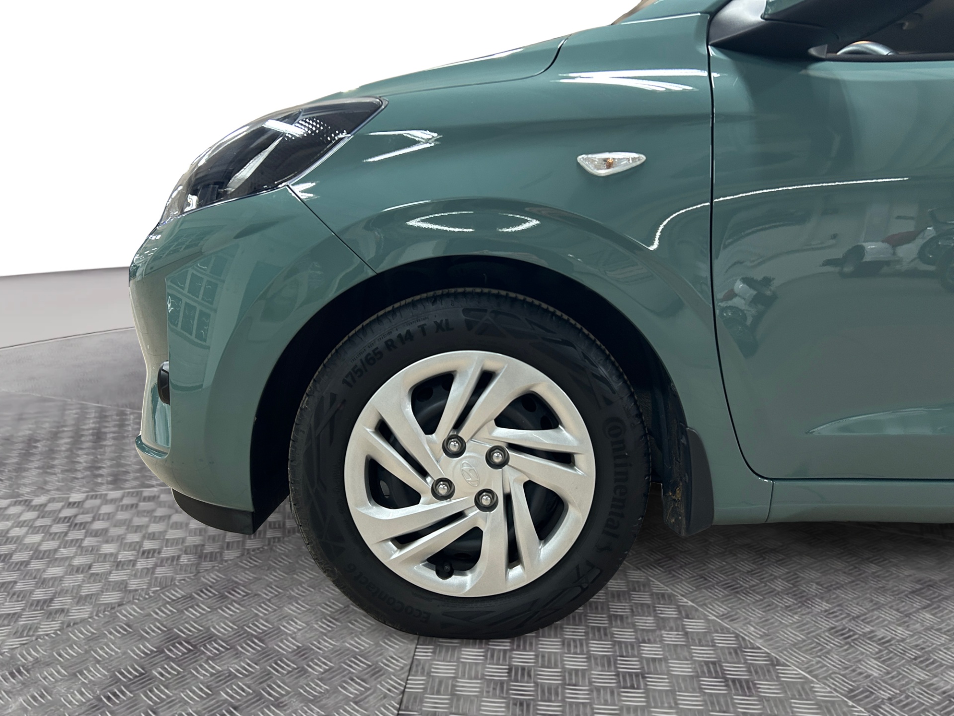 HYUNDAI I10 2025