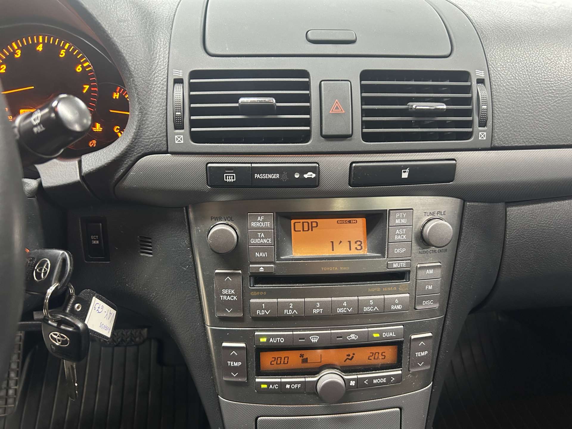 TOYOTA Avensis 2007