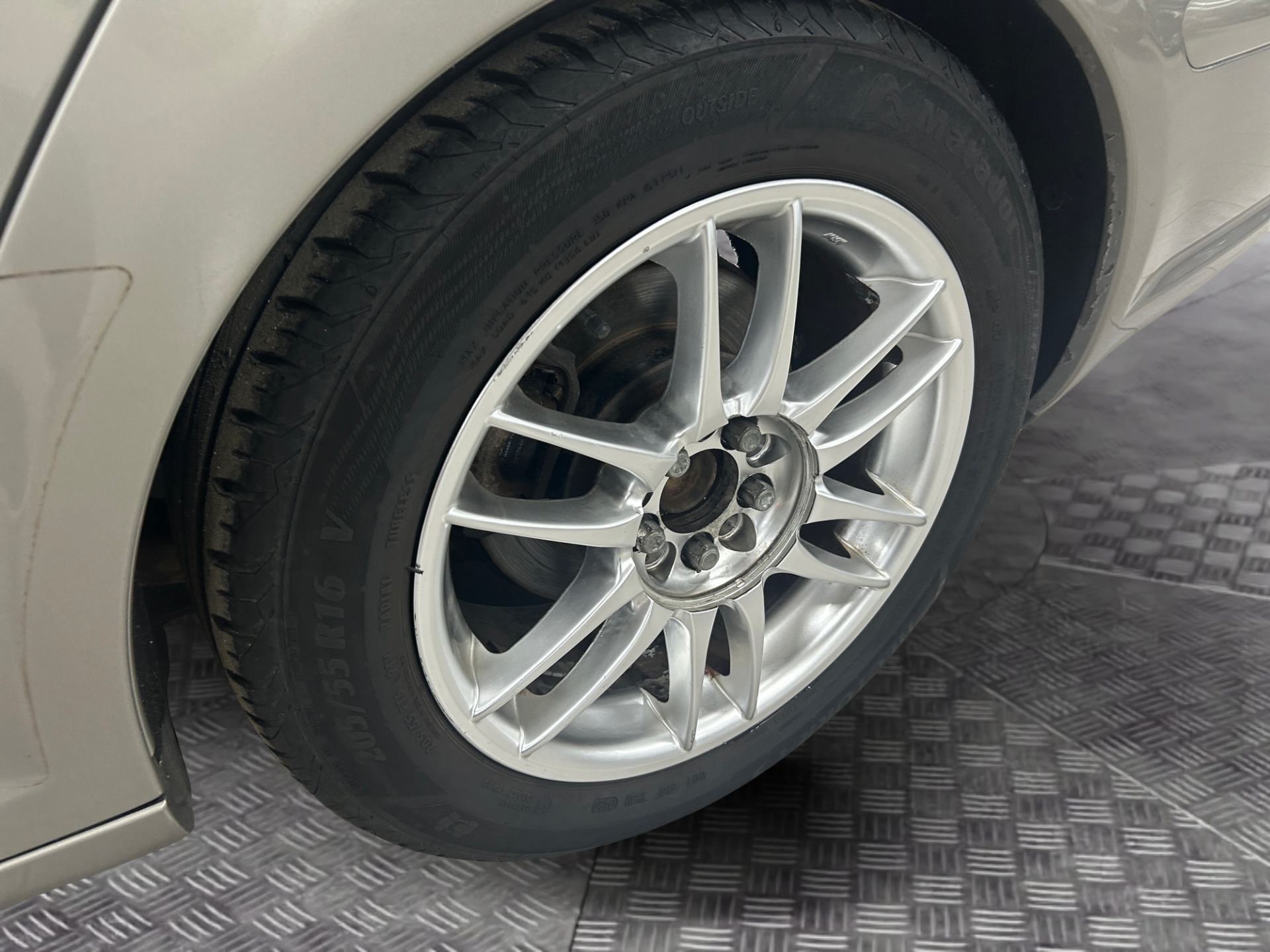TOYOTA Avensis 2007