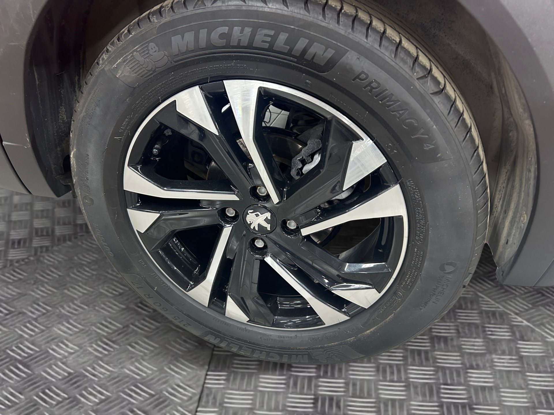 PEUGEOT 2008 2021