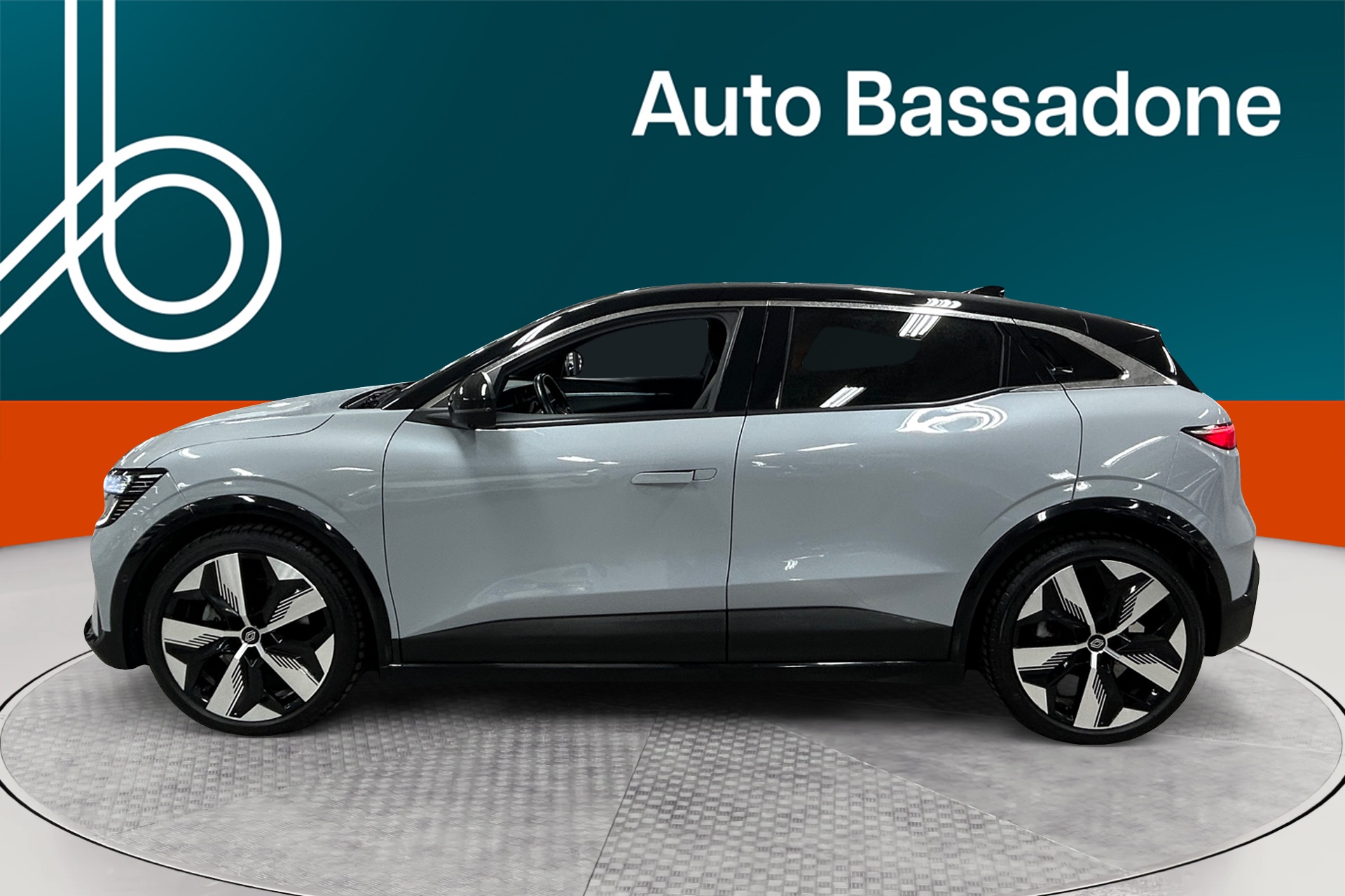 RENAULT Megane 2023