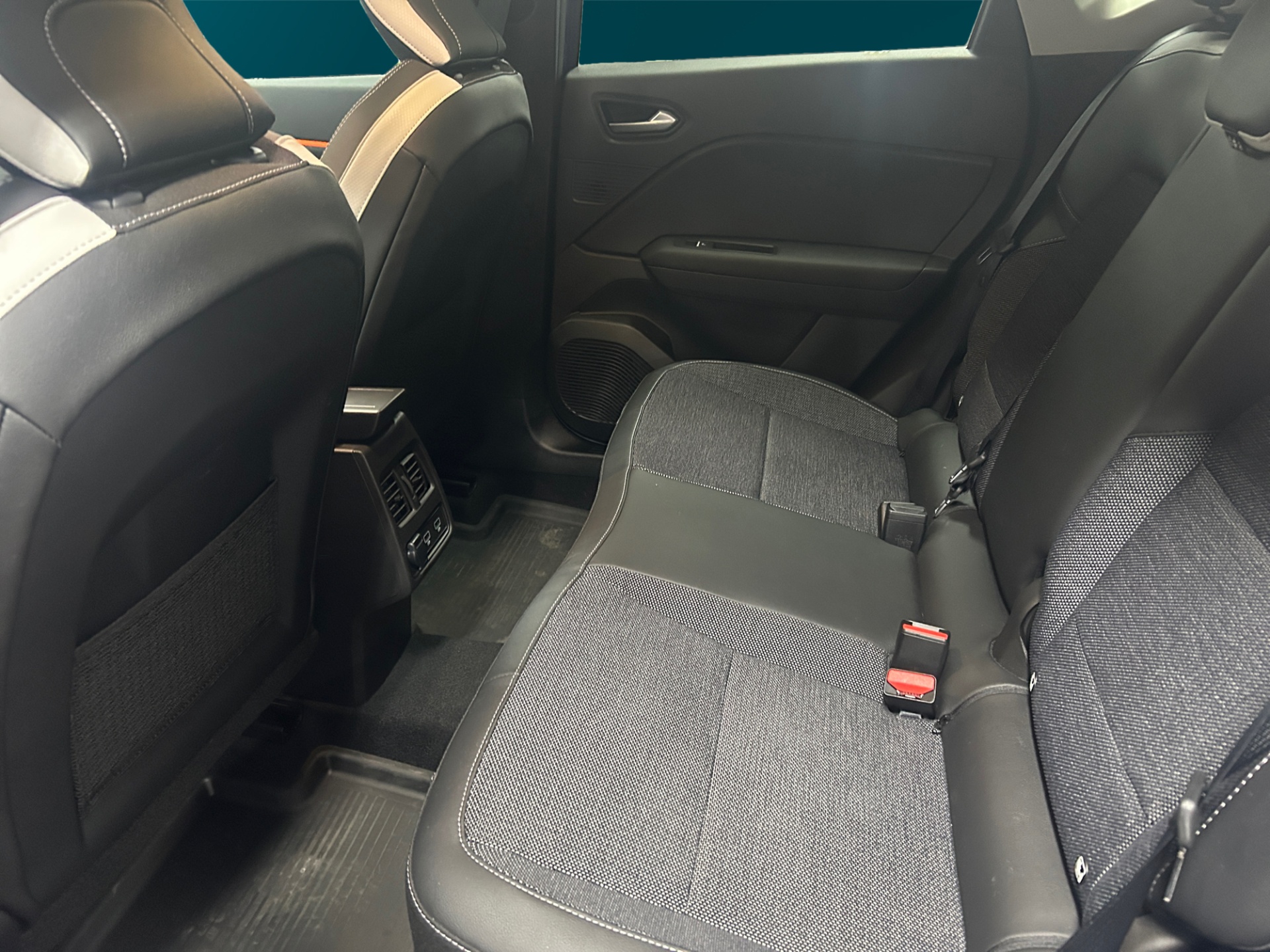 RENAULT Captur 2023