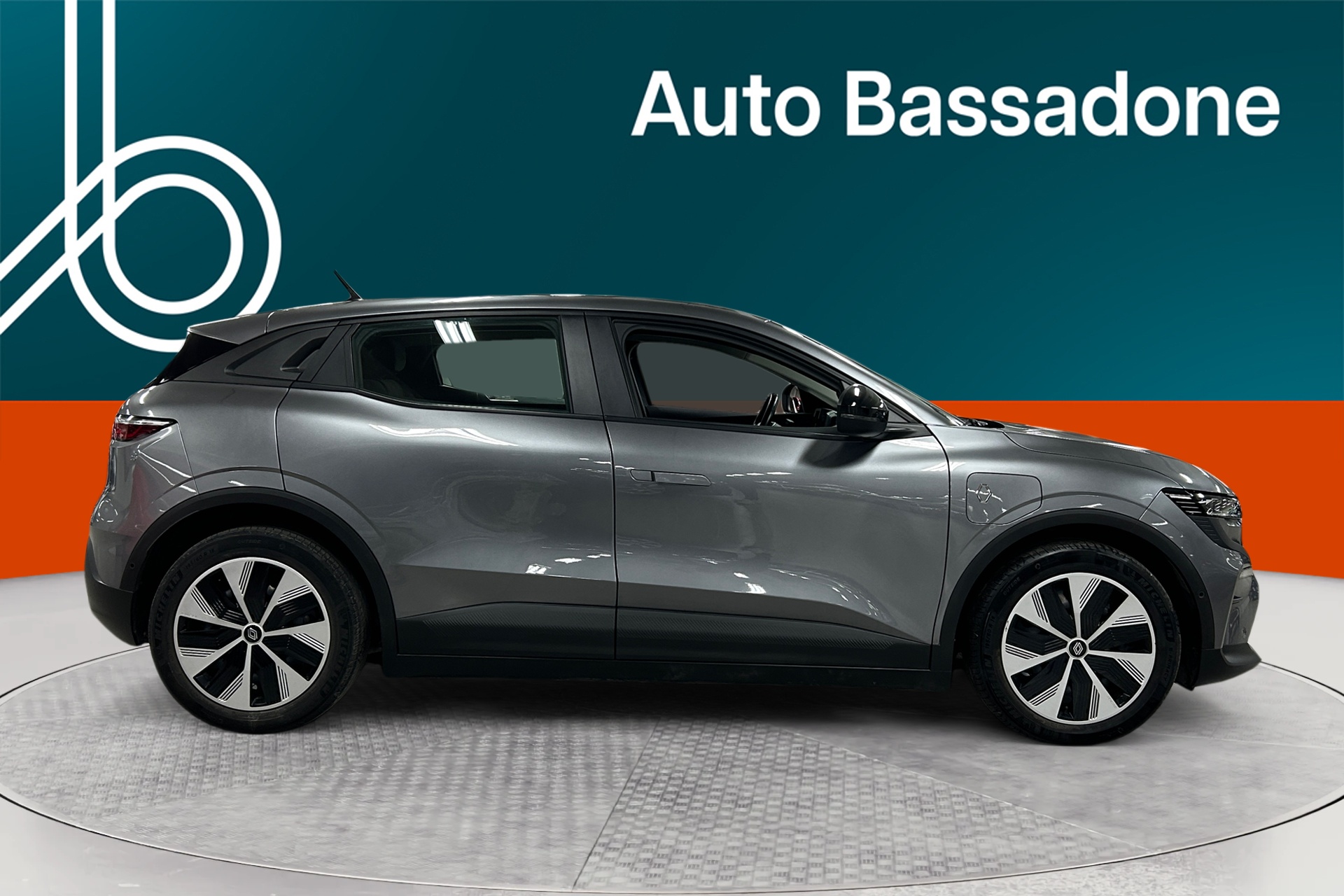 RENAULT Megane 2023