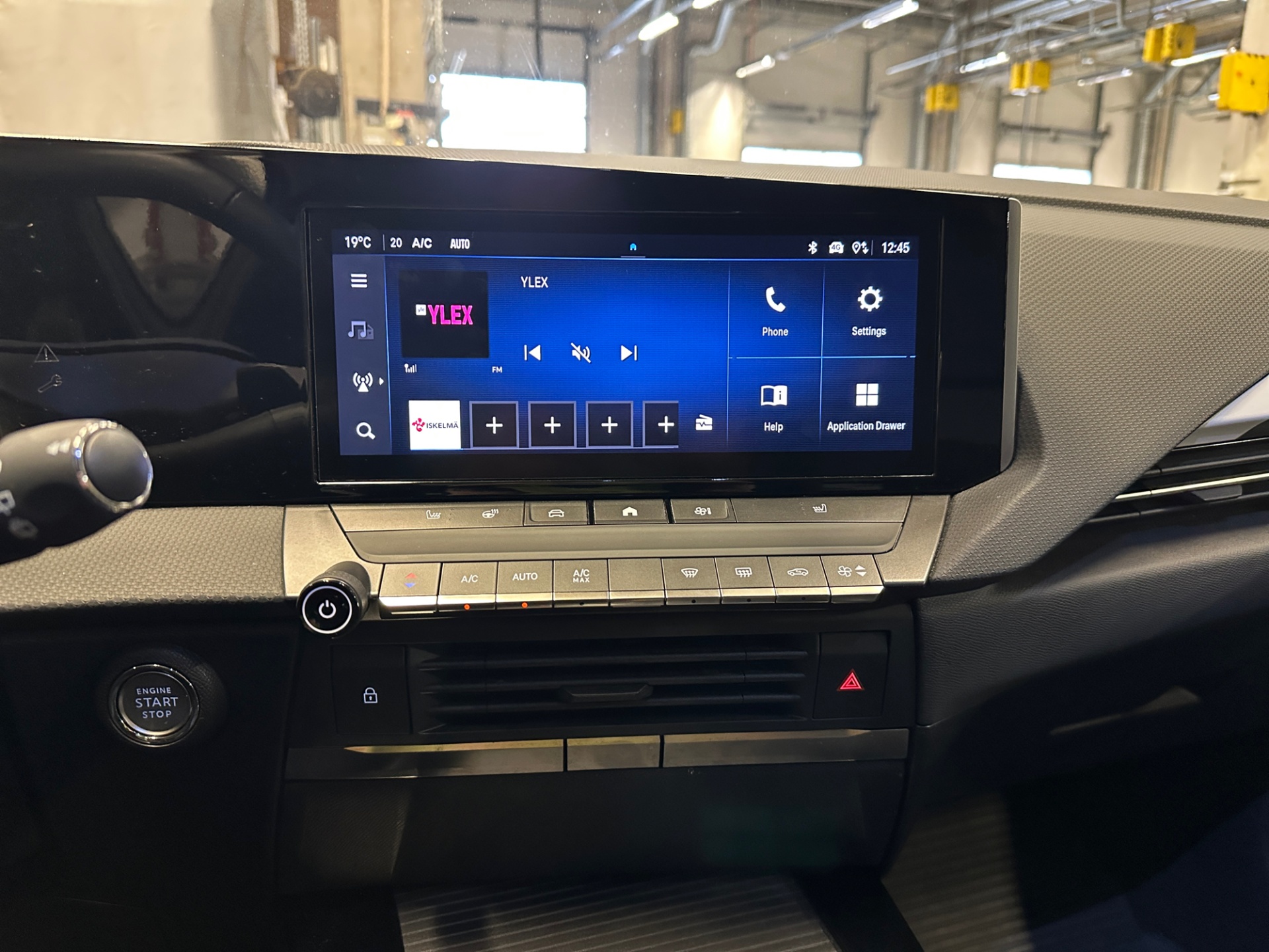 Opel Astra 2024