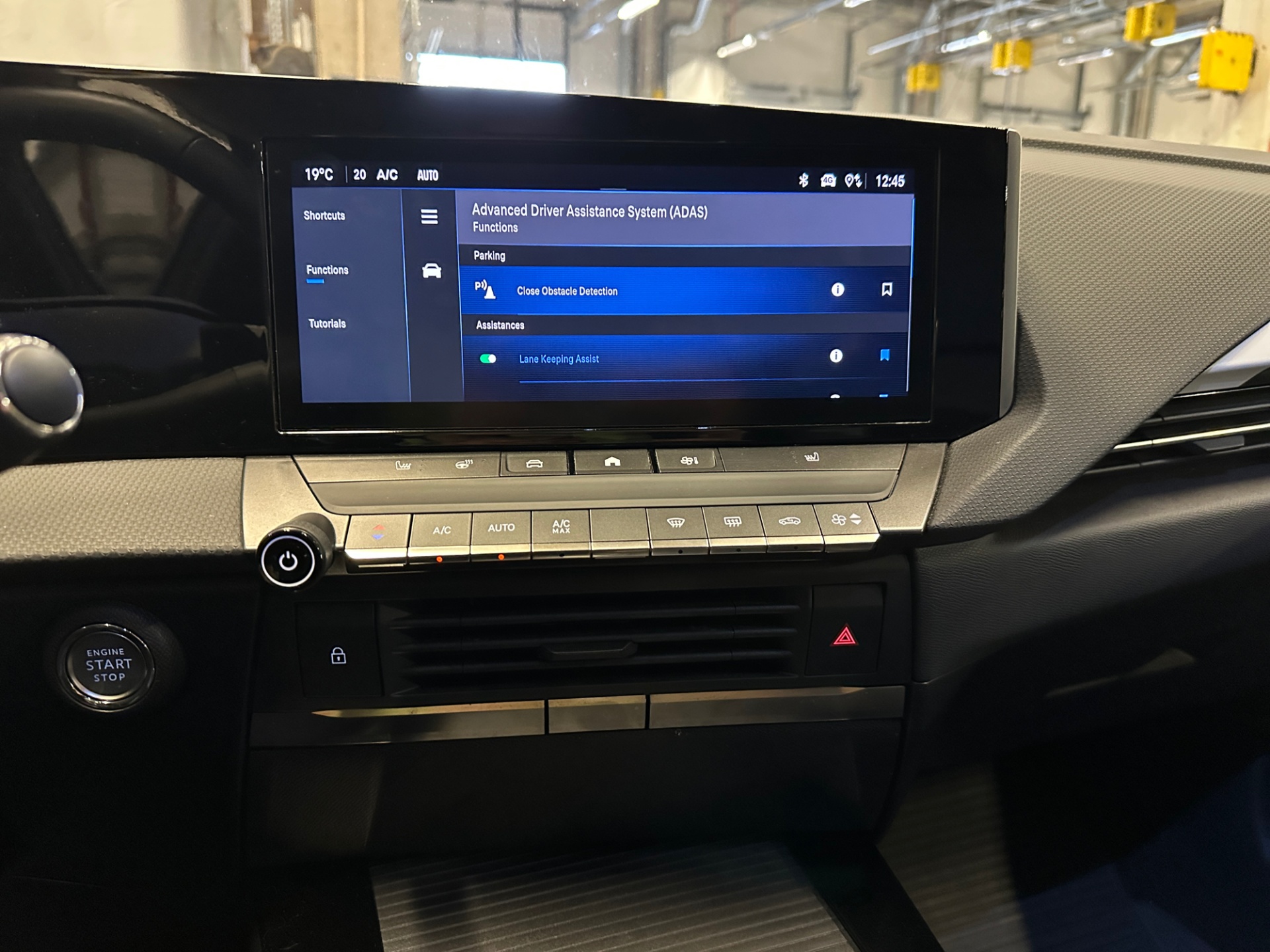 Opel Astra 2024