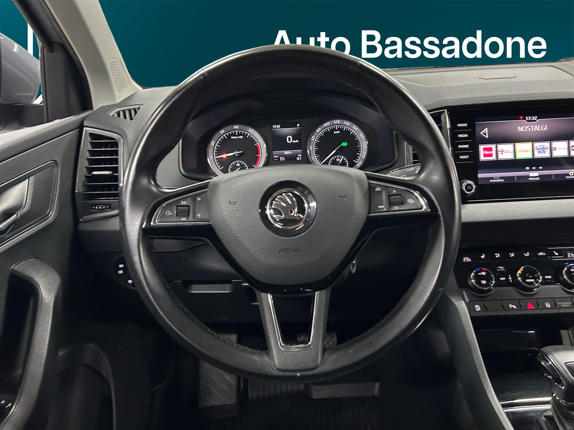 SKODA Karoq 2019