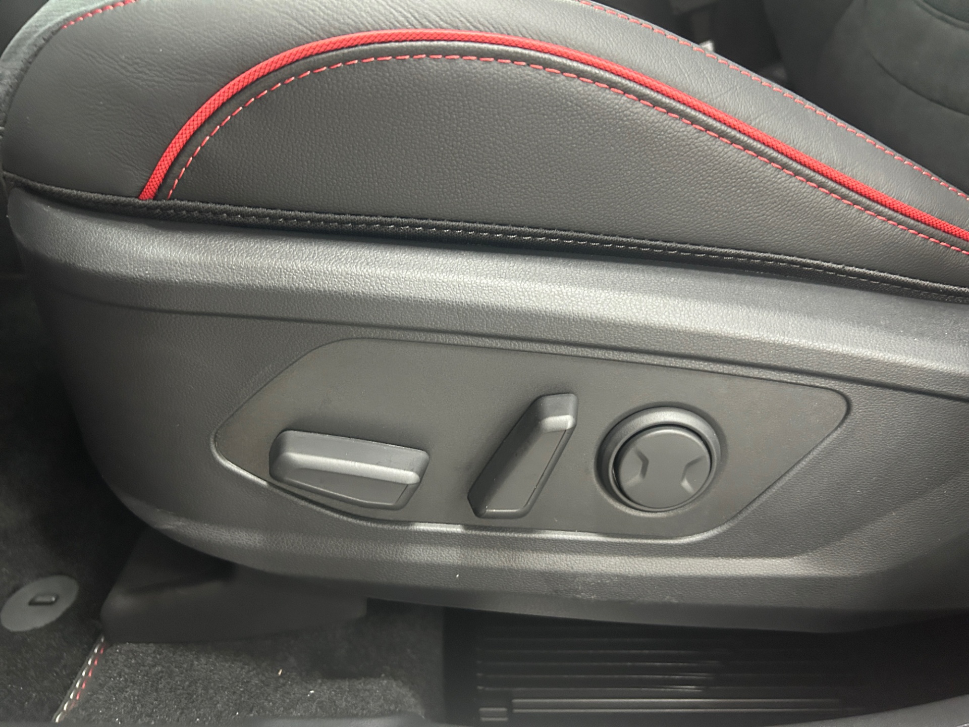 Hyundai TUCSON Hybrid 2026