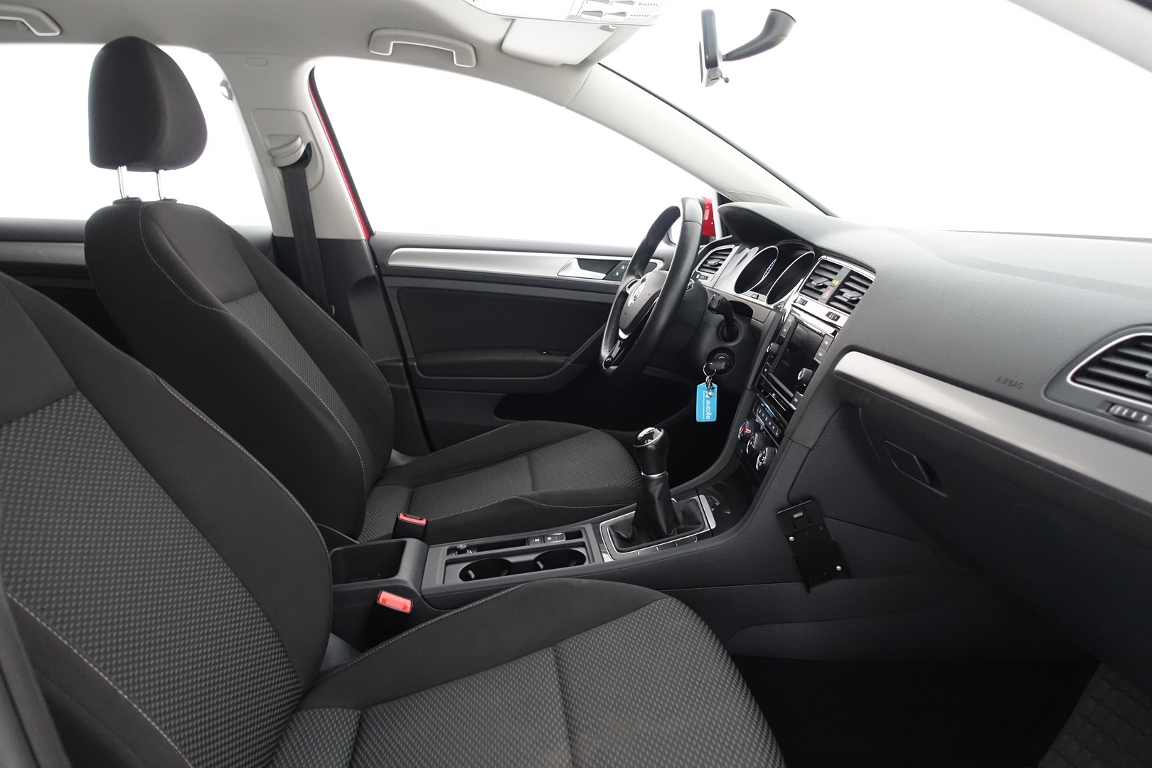 VOLKSWAGEN Golf 2018