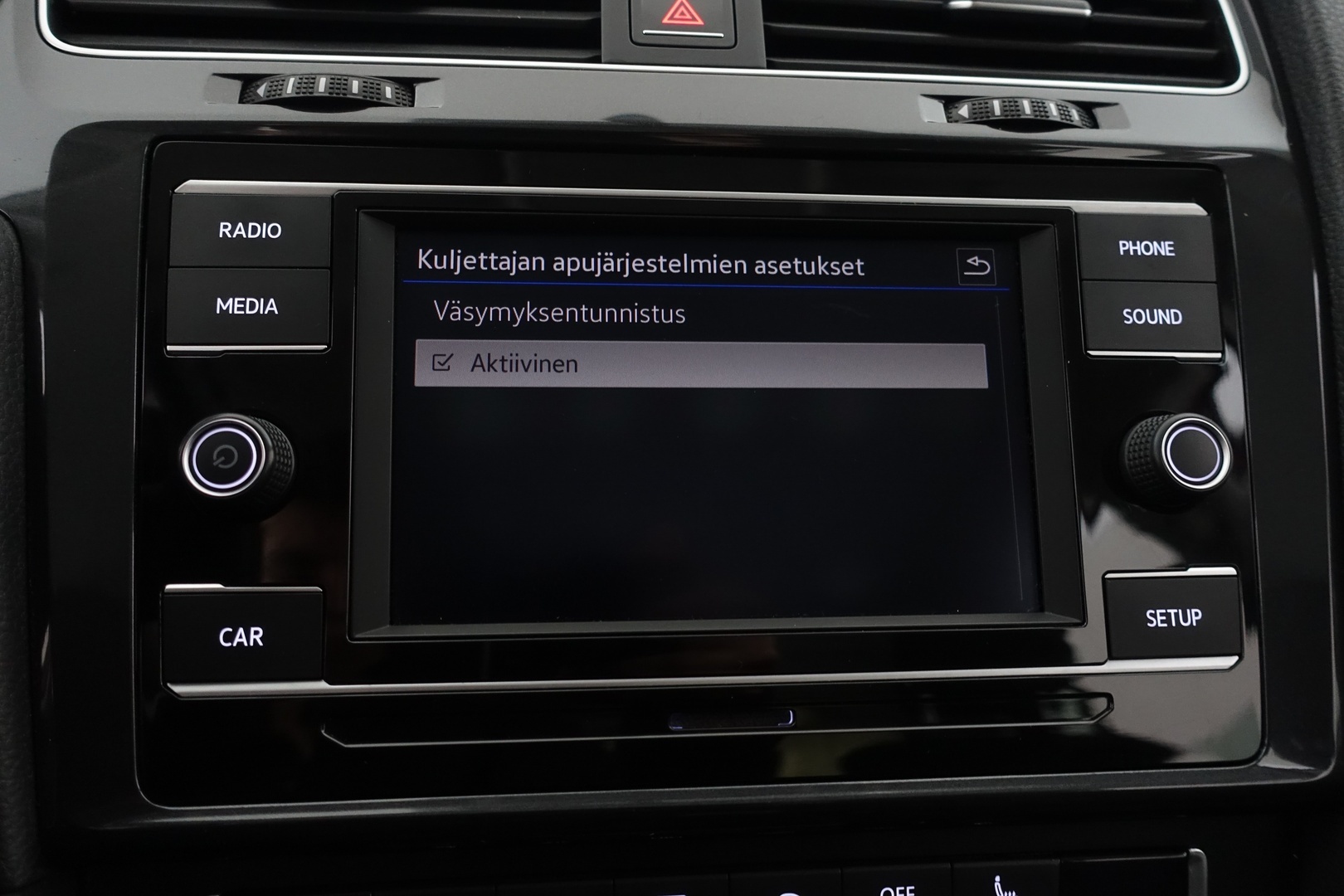 VOLKSWAGEN Golf 2018