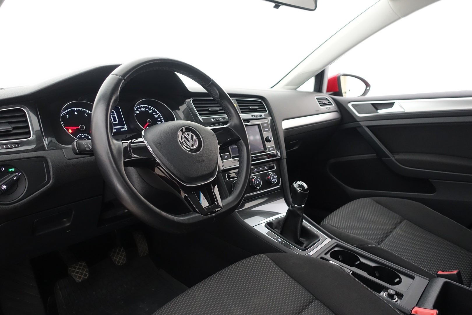 VOLKSWAGEN Golf 2018