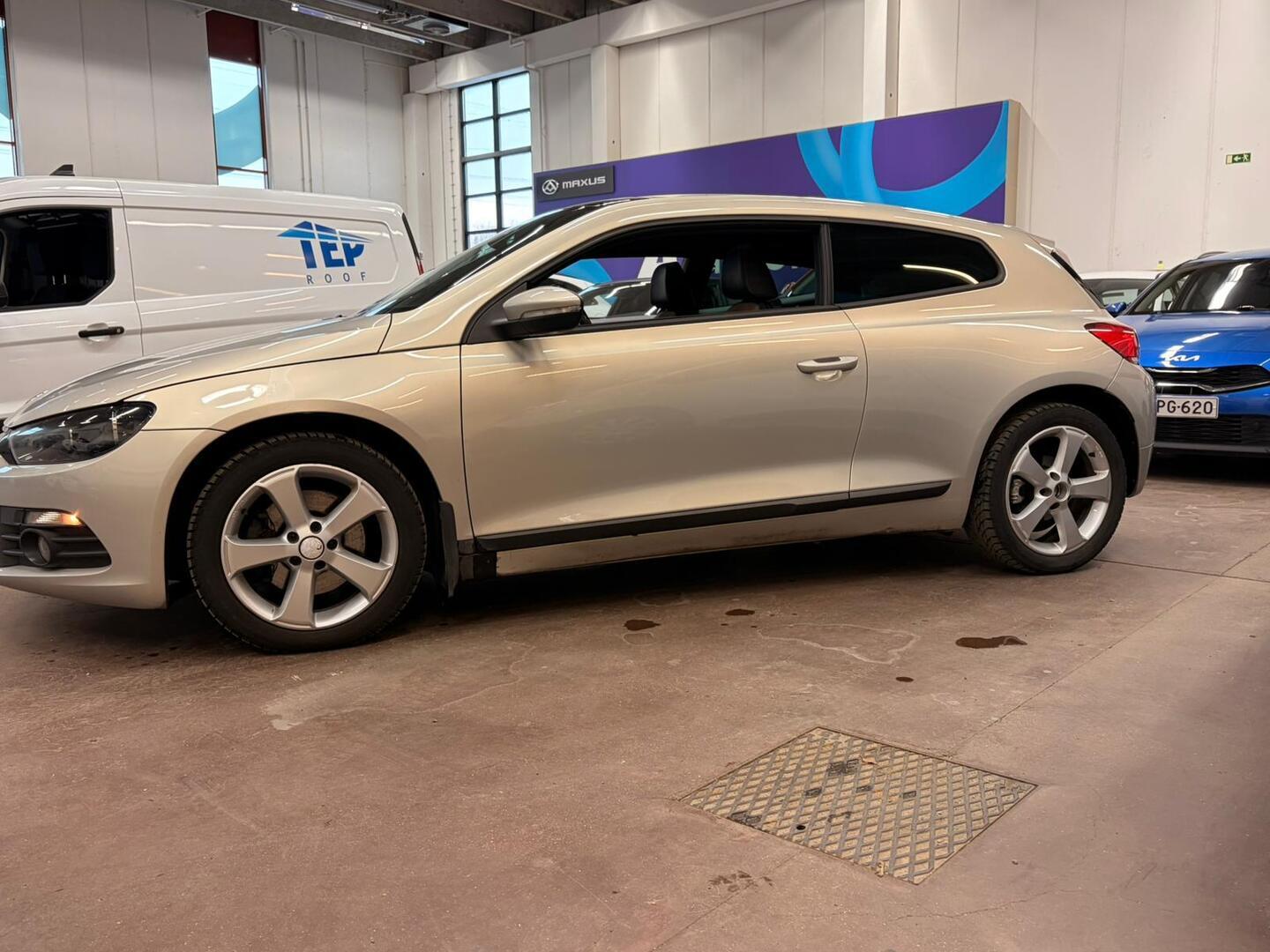 VOLKSWAGEN Scirocco 2009