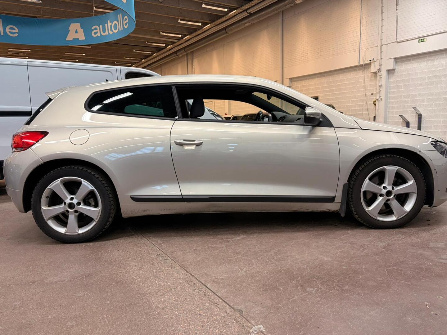 VOLKSWAGEN Scirocco 2009