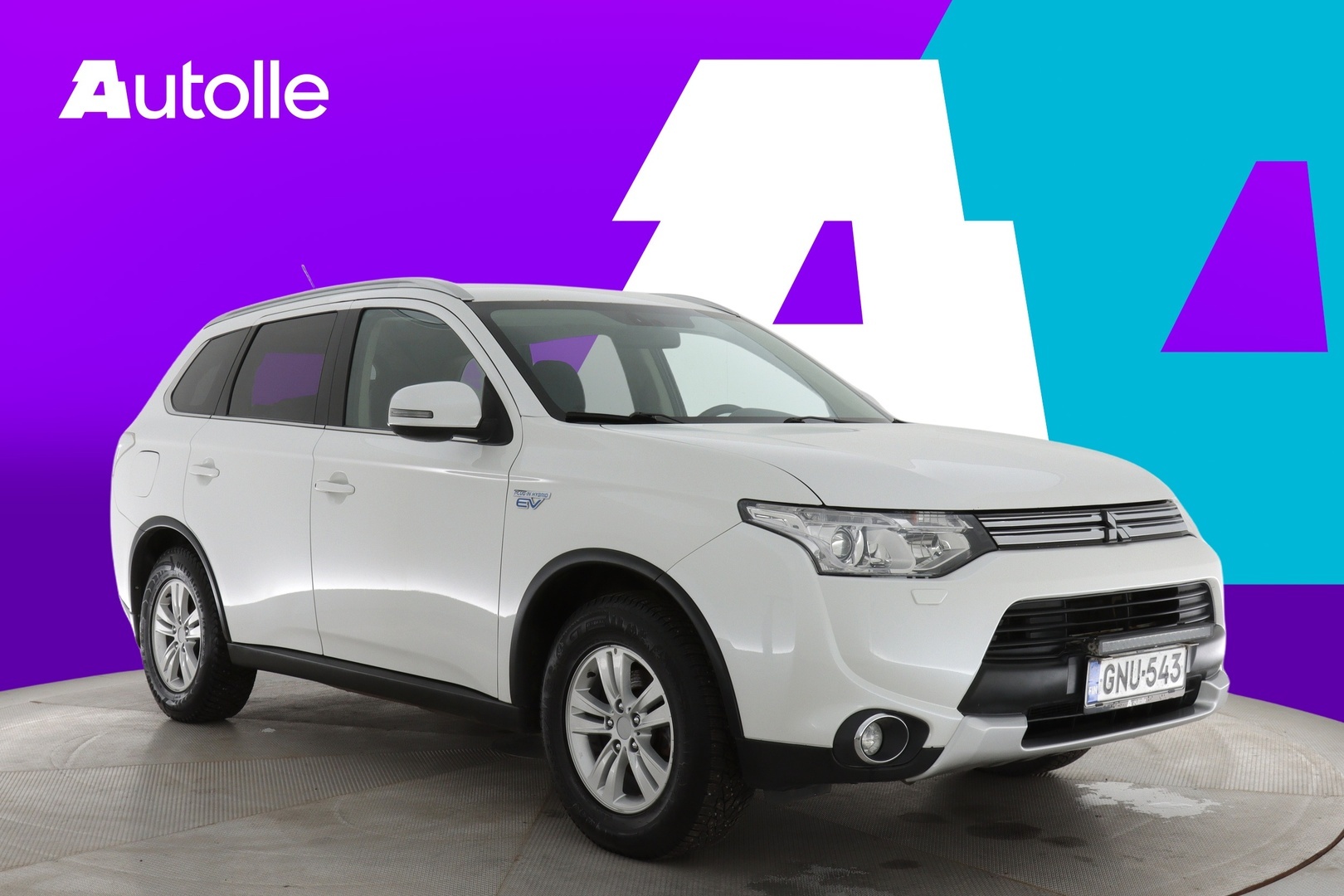 MITSUBISHI Outlander PHEV 2015