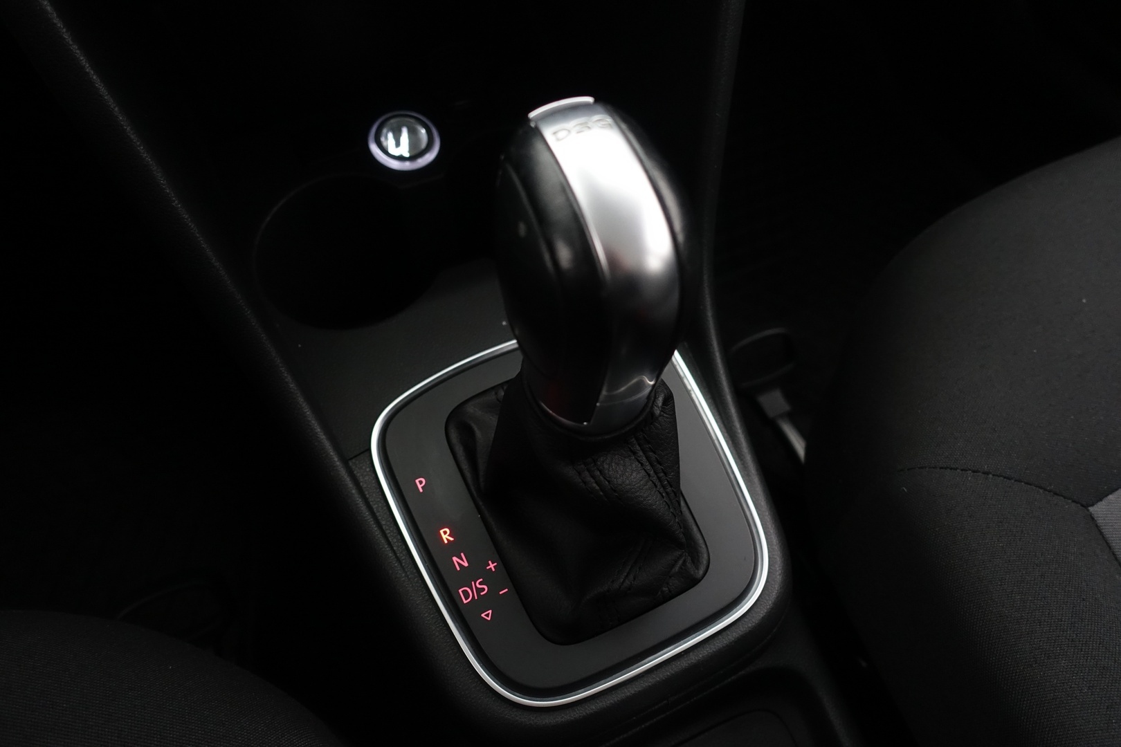 VOLKSWAGEN Polo 2017