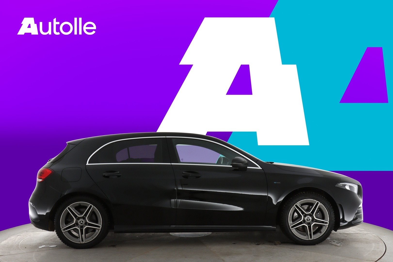 MERCEDES-BENZ A 2020