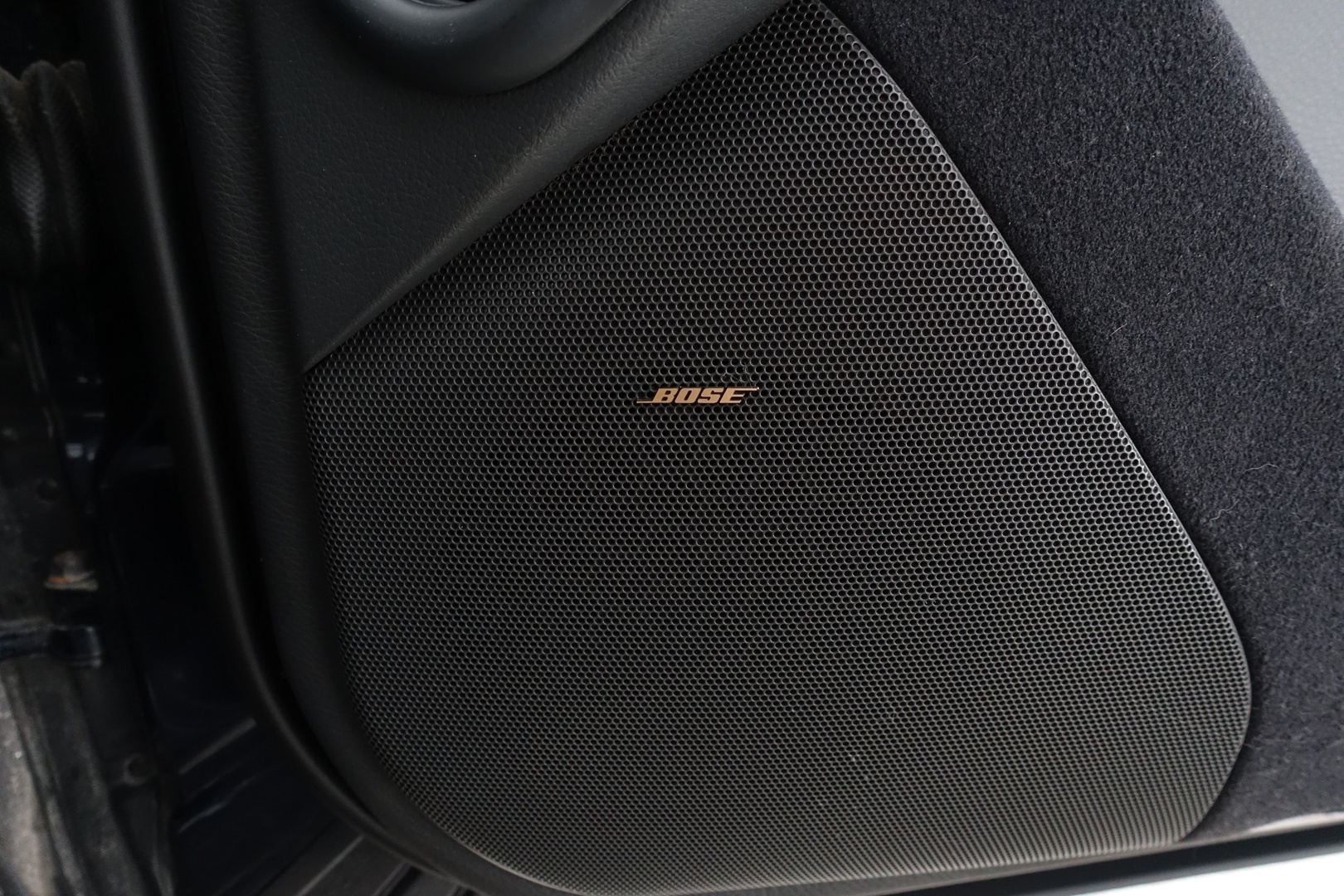 MERCEDES-BENZ S 2001